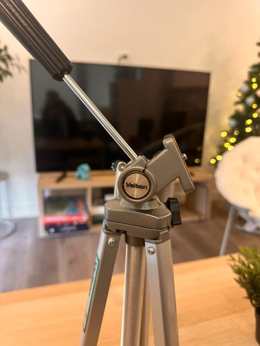 Velbon Tripod Camera Stand image indicator(2)