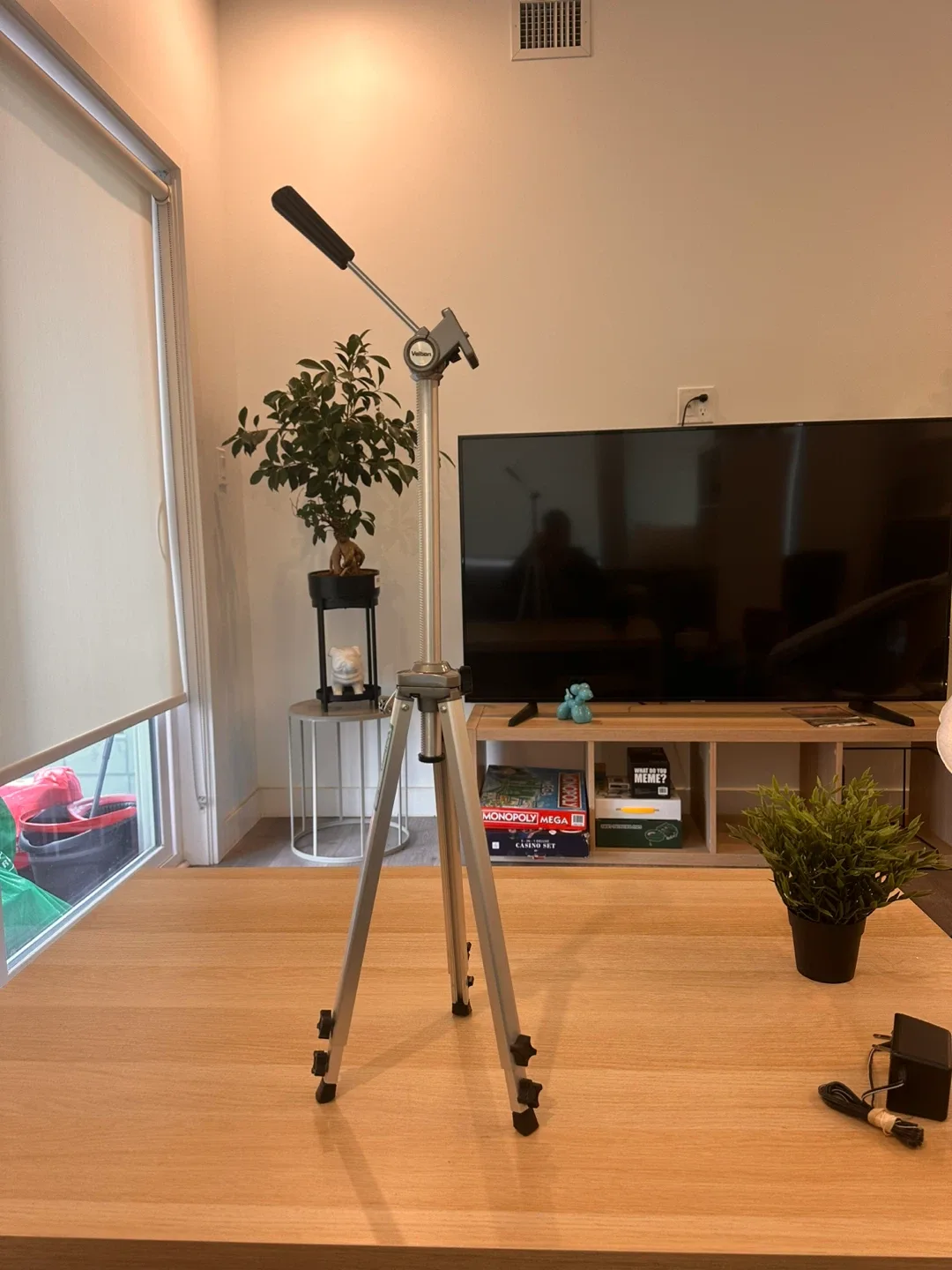 Velbon Tripod Camera Stand image indicator(4)