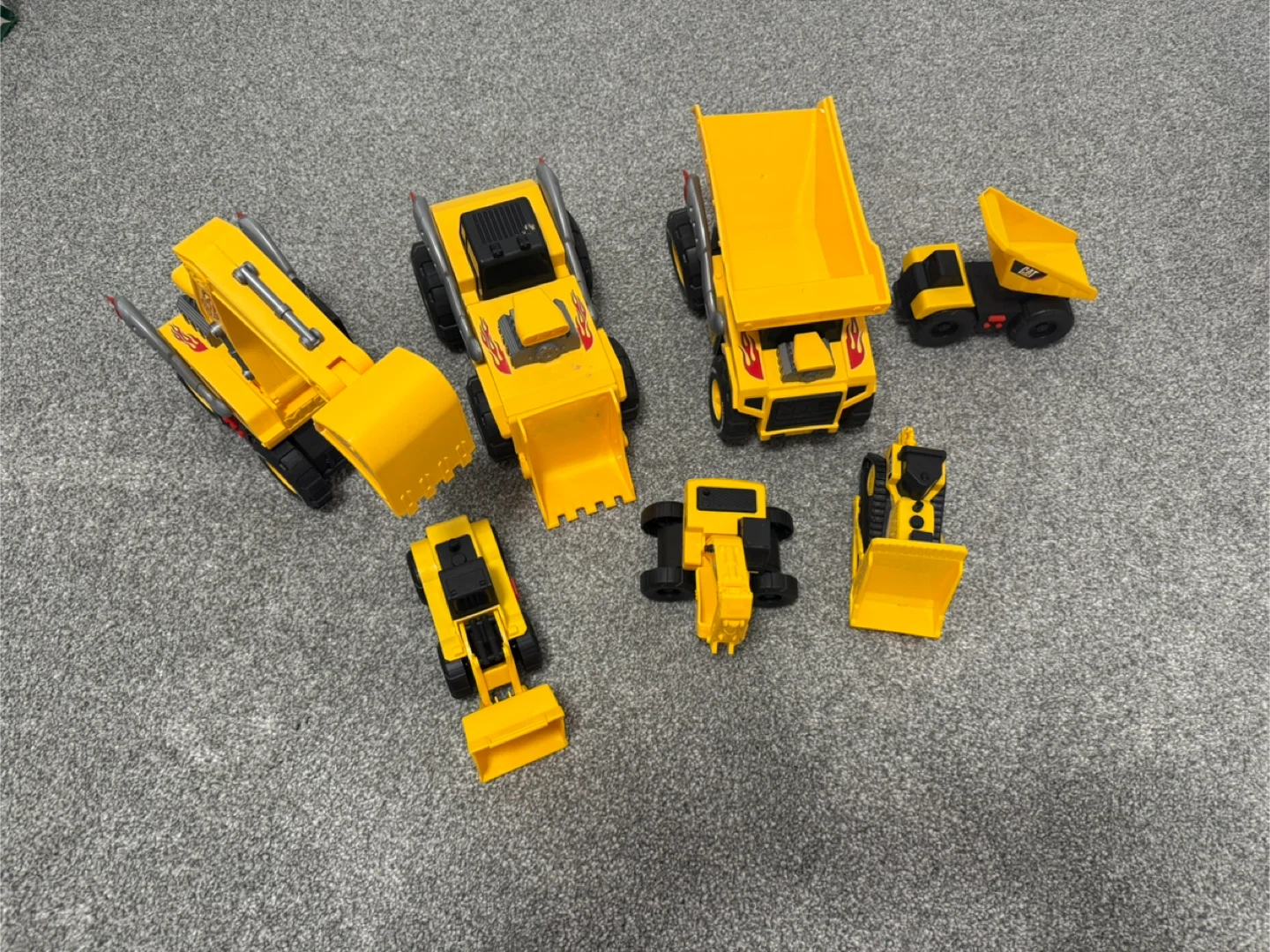 CAT Construction Toy Vehicles - Set of 7