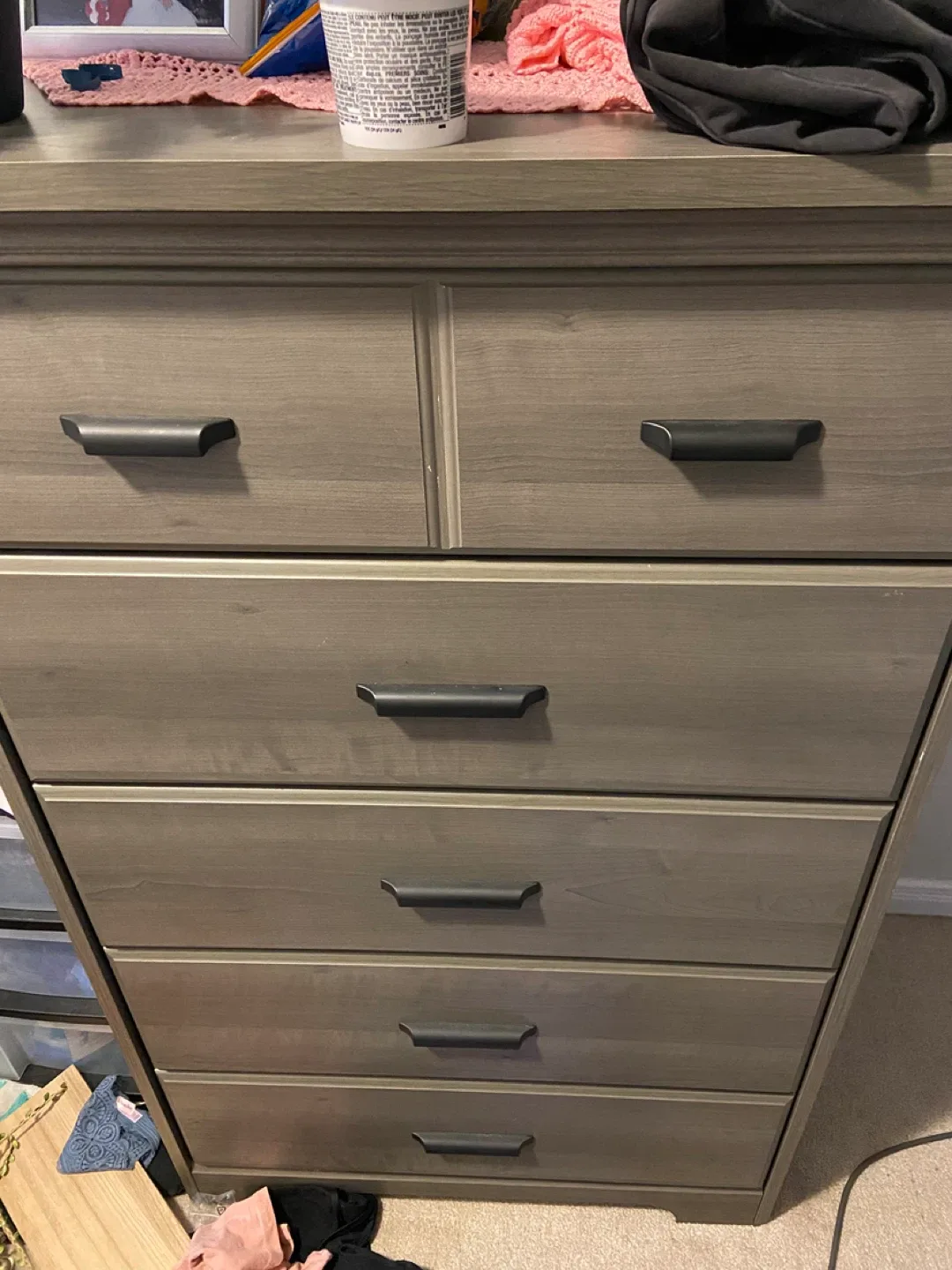 Southshore headboard double/queen, nightstand and 5 dresser