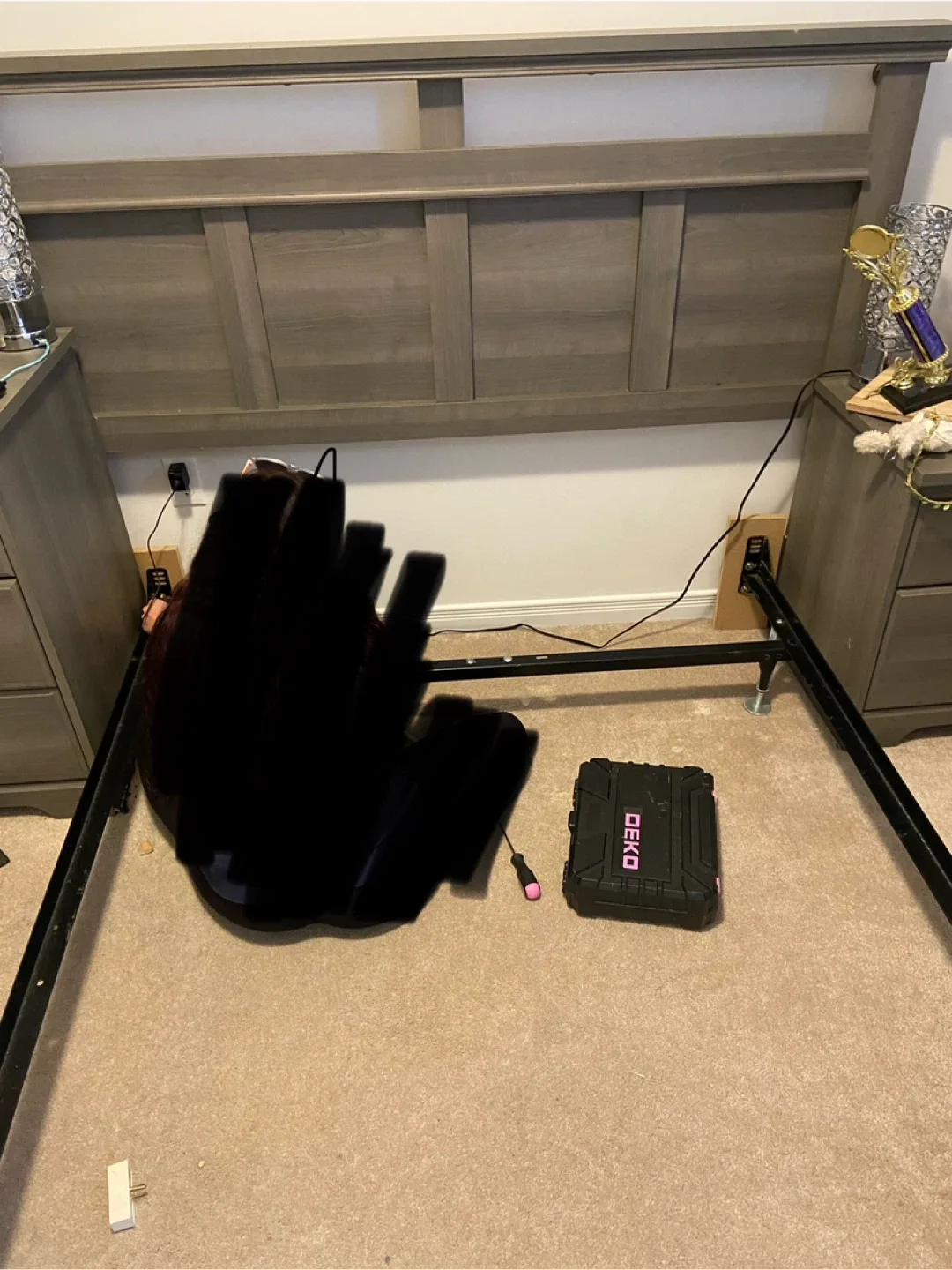 Southshore headboard double/queen, nightstand and 5 dresser image indicator(4)