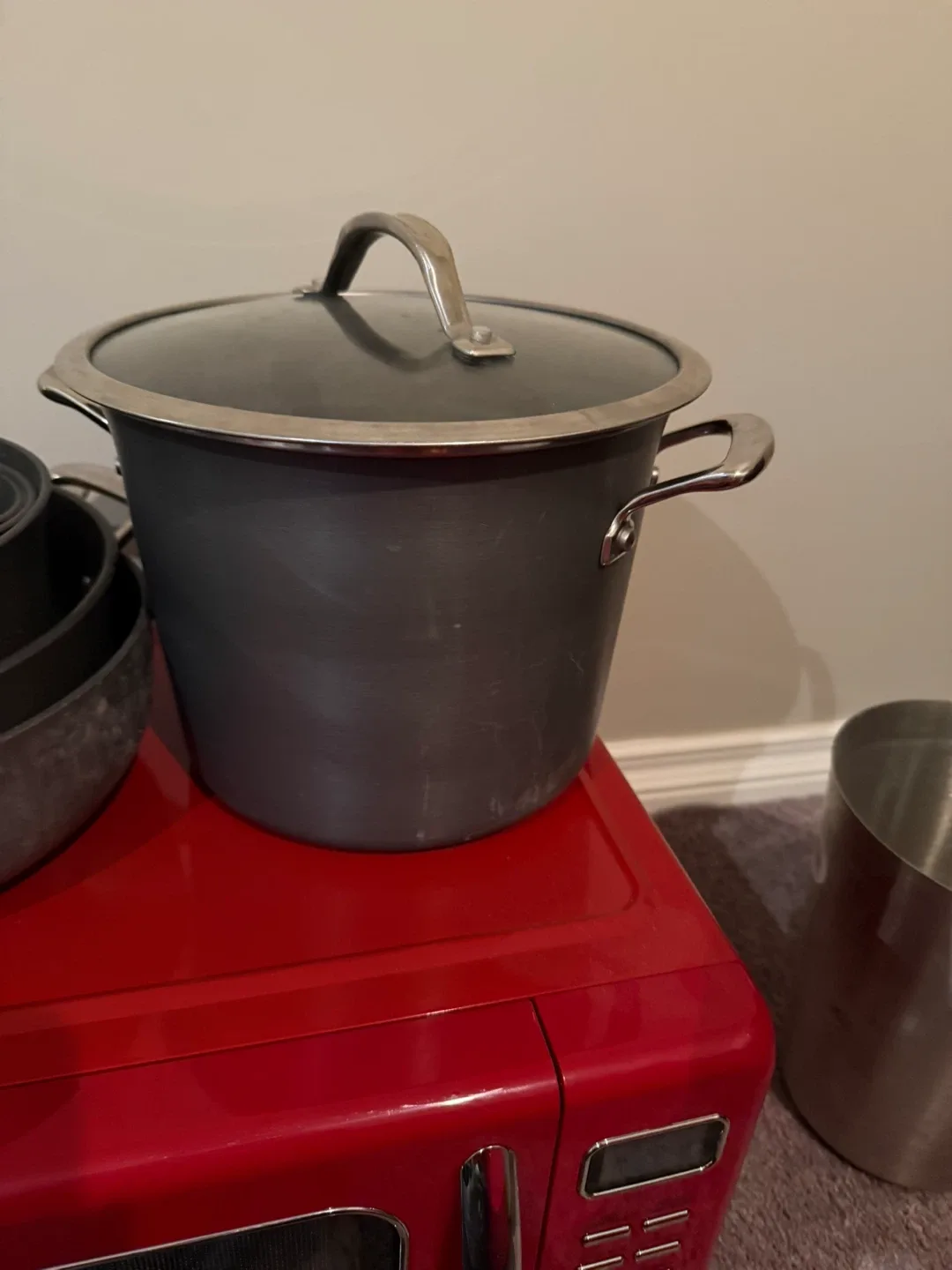 Used Pots and Pans Set image indicator(2)