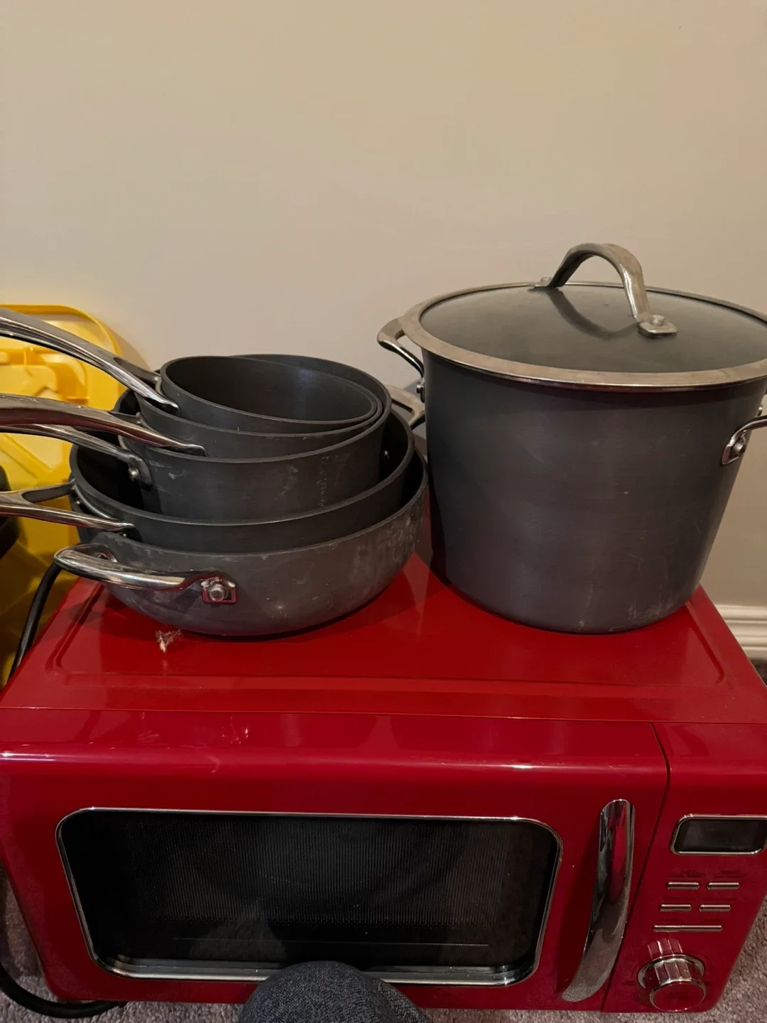 Used Pots and Pans Set