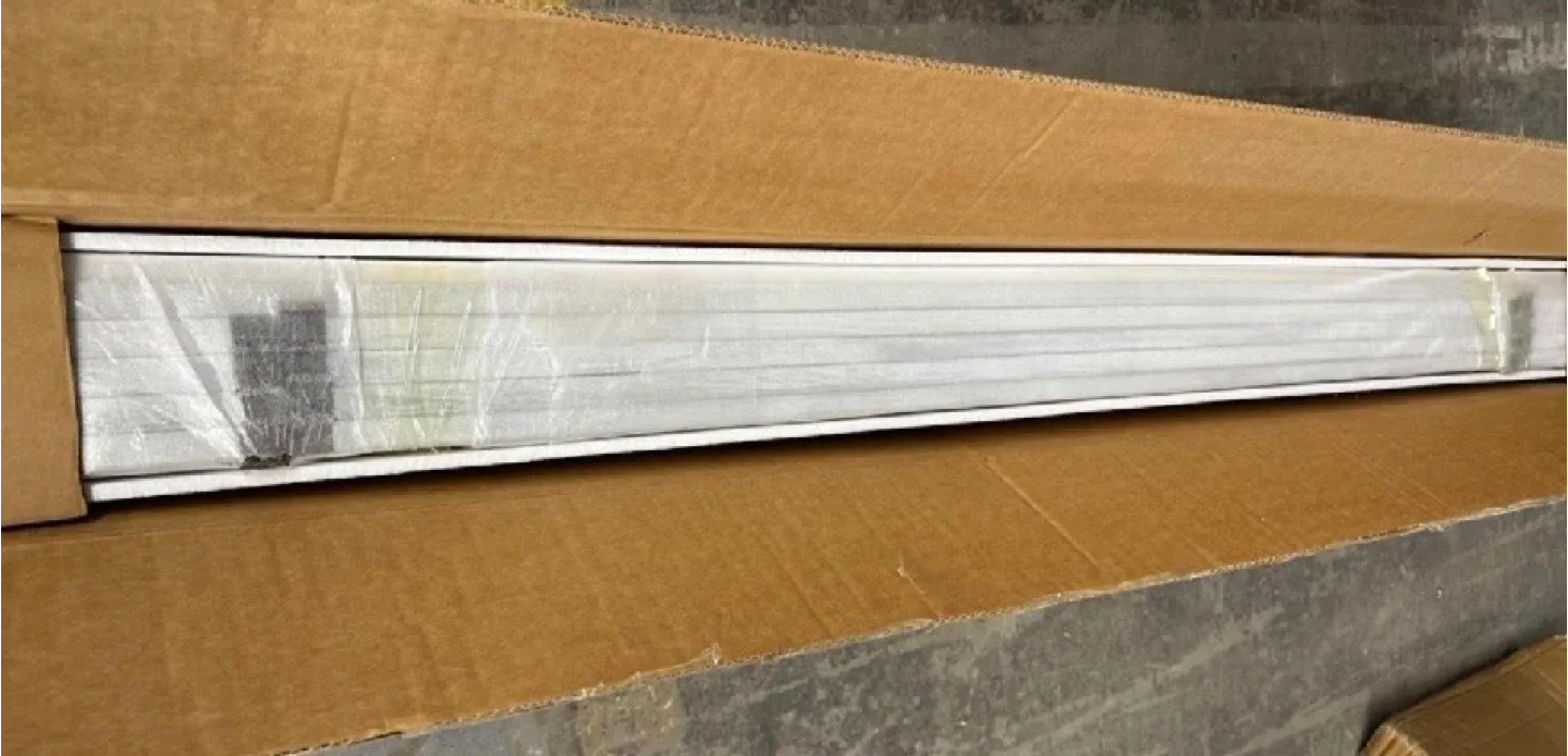 New in Box 5 Panels Room Divider w/ shelves