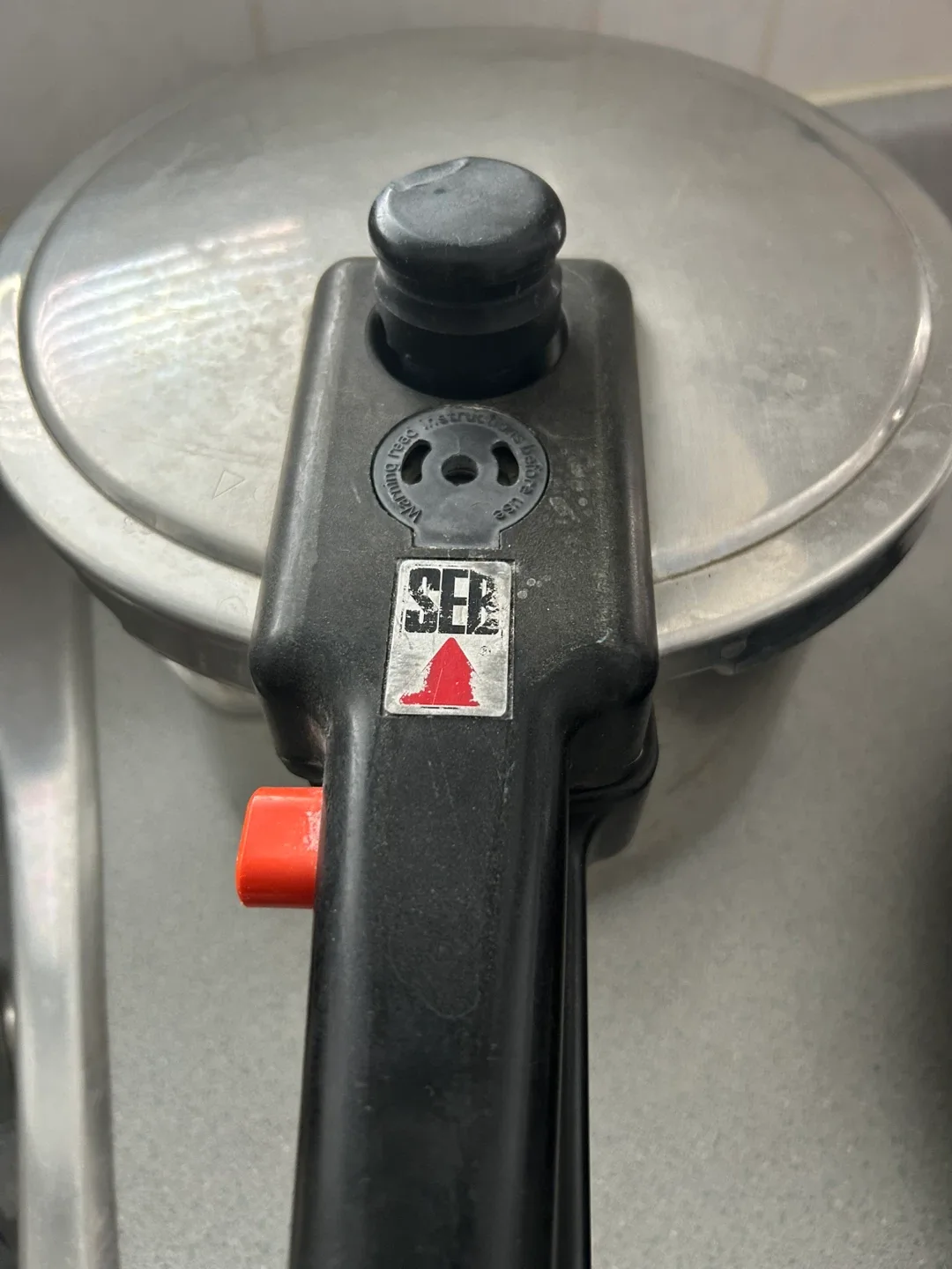 SEB Pressure Cooker ( 6 L ) image indicator(2)