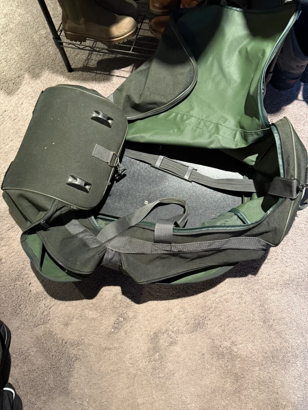 Rolling Duffel Bag - Olive Green