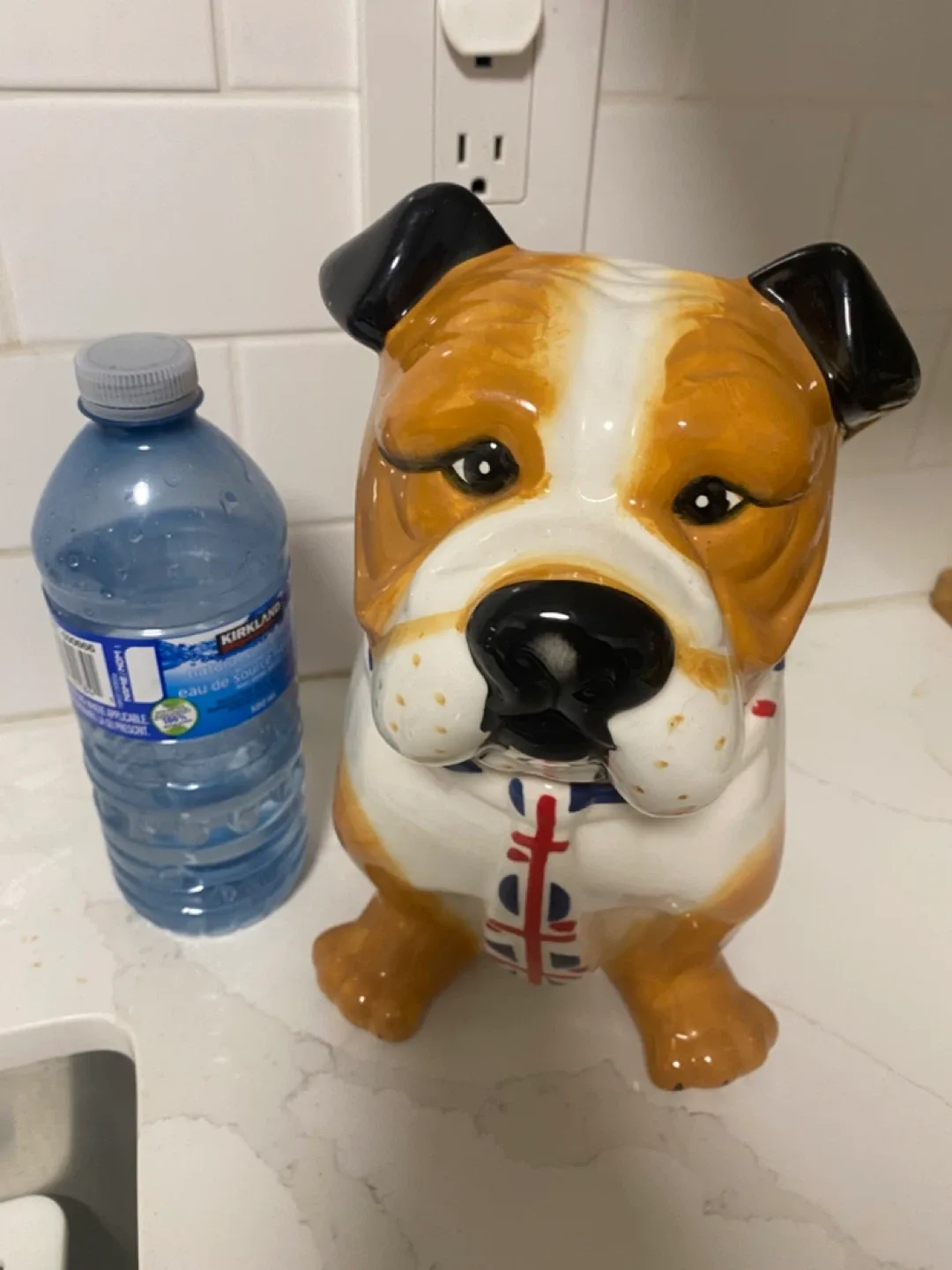 Bulldog Cookie Jar with Union Jack Collar image indicator(5)