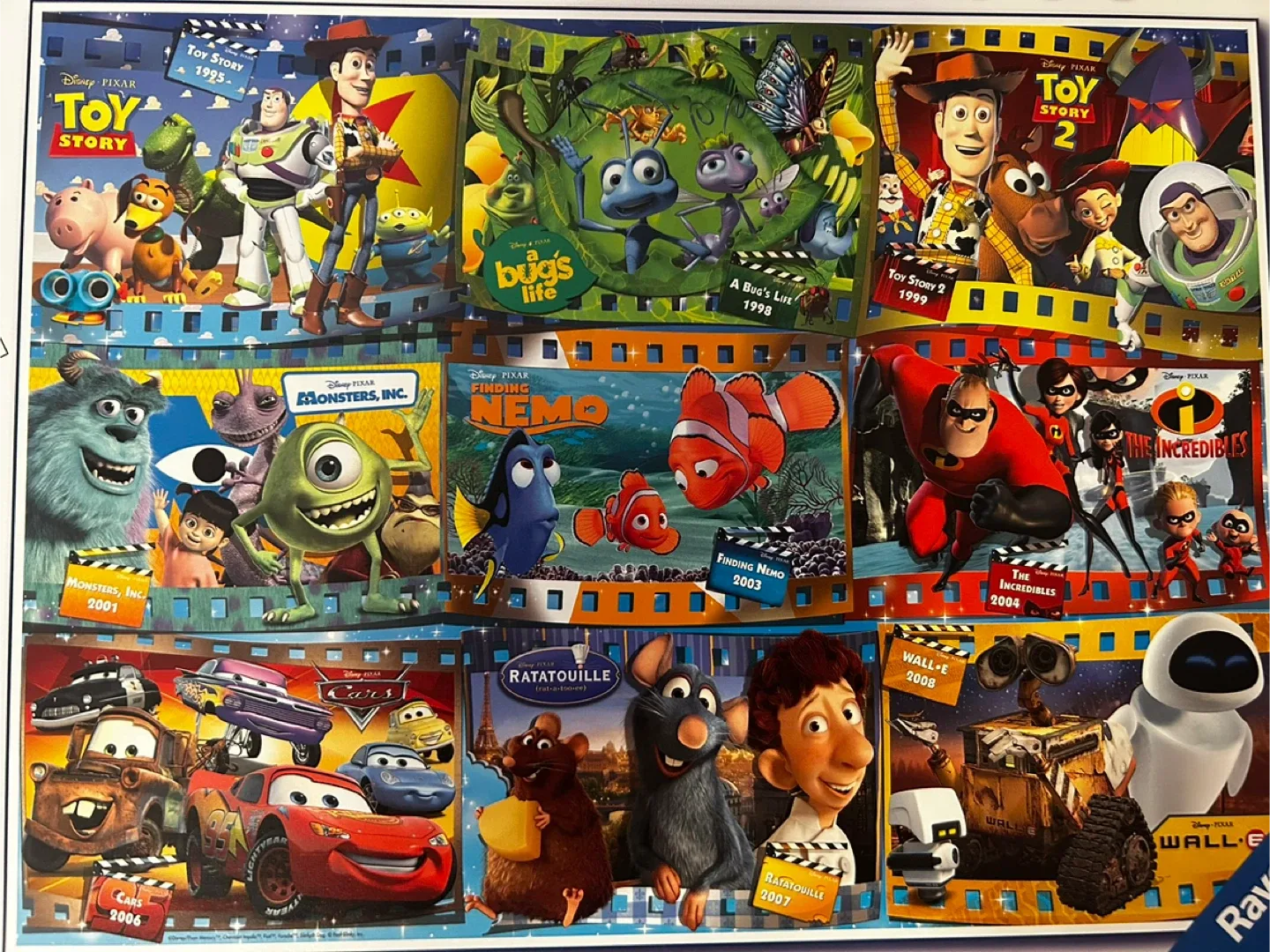 Ravensburger Disney Pixar 1000pc Puzzle image indicator(2)