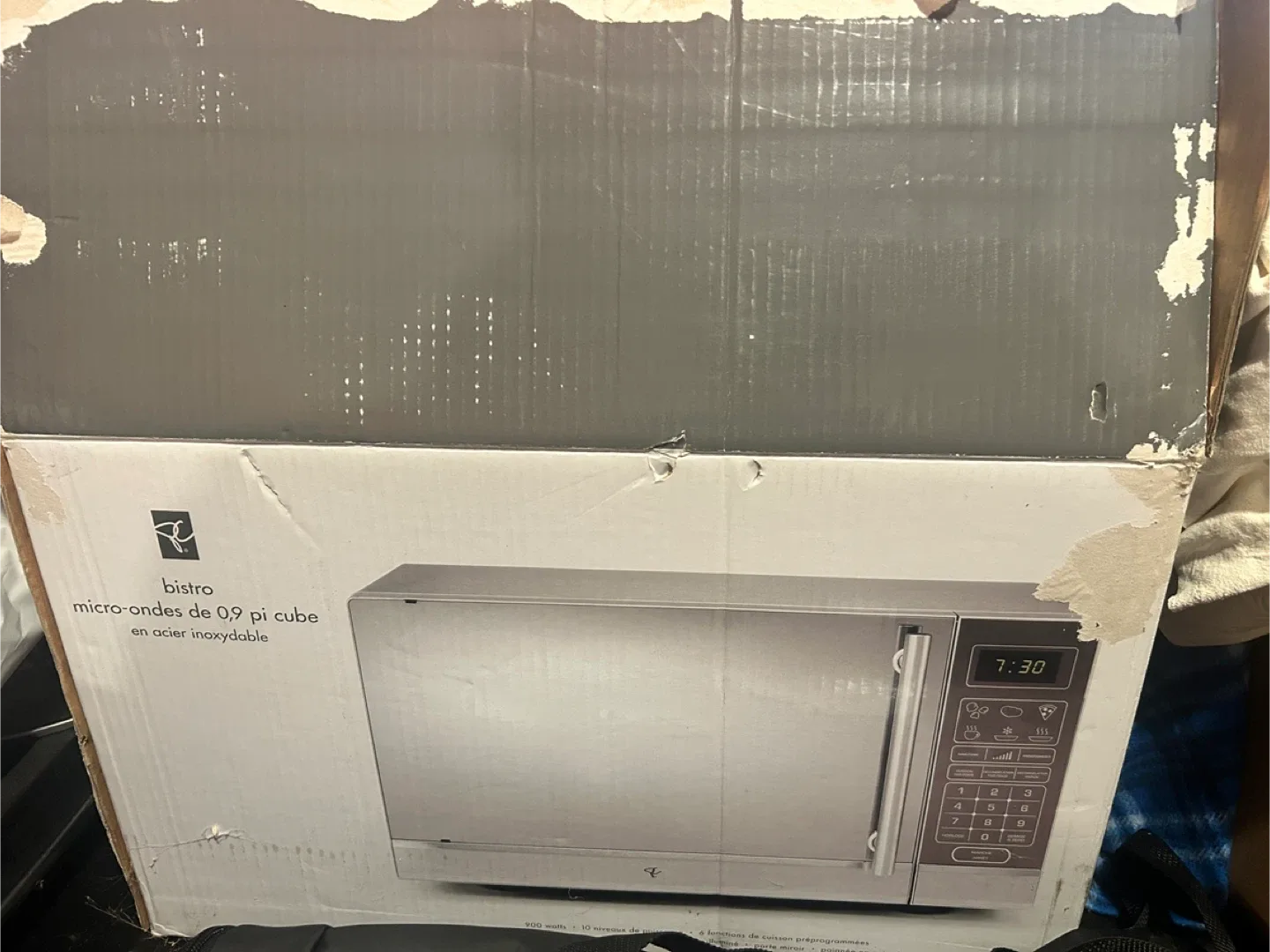 Bistro 0.9 cu ft Microwave