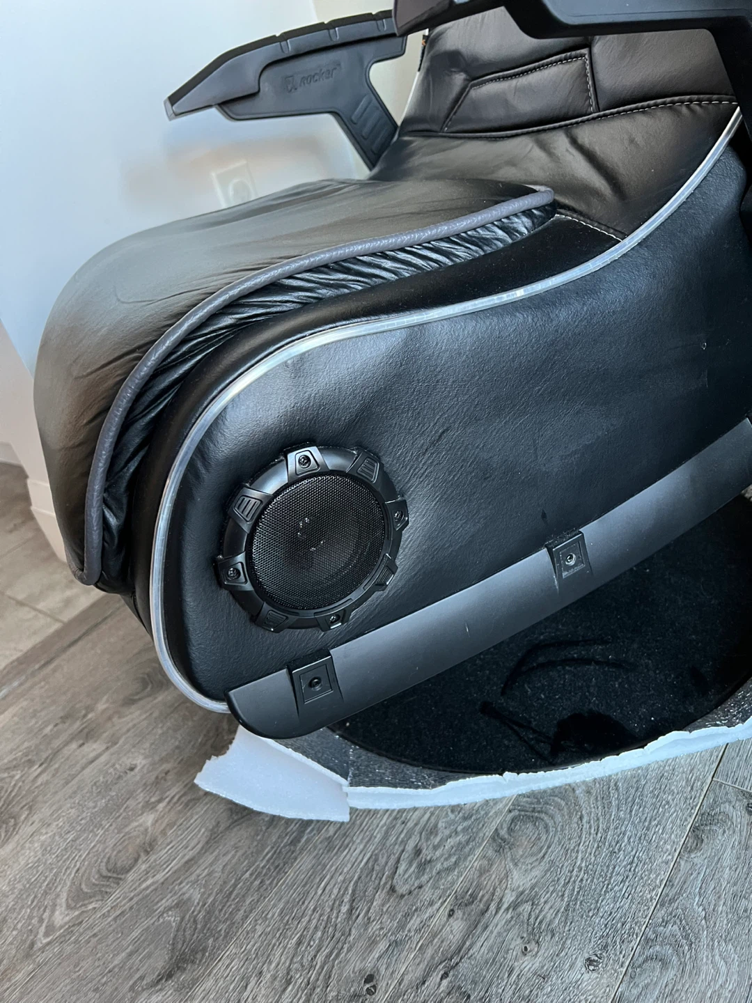 X Rocker Black Gaming Chair - photo 4