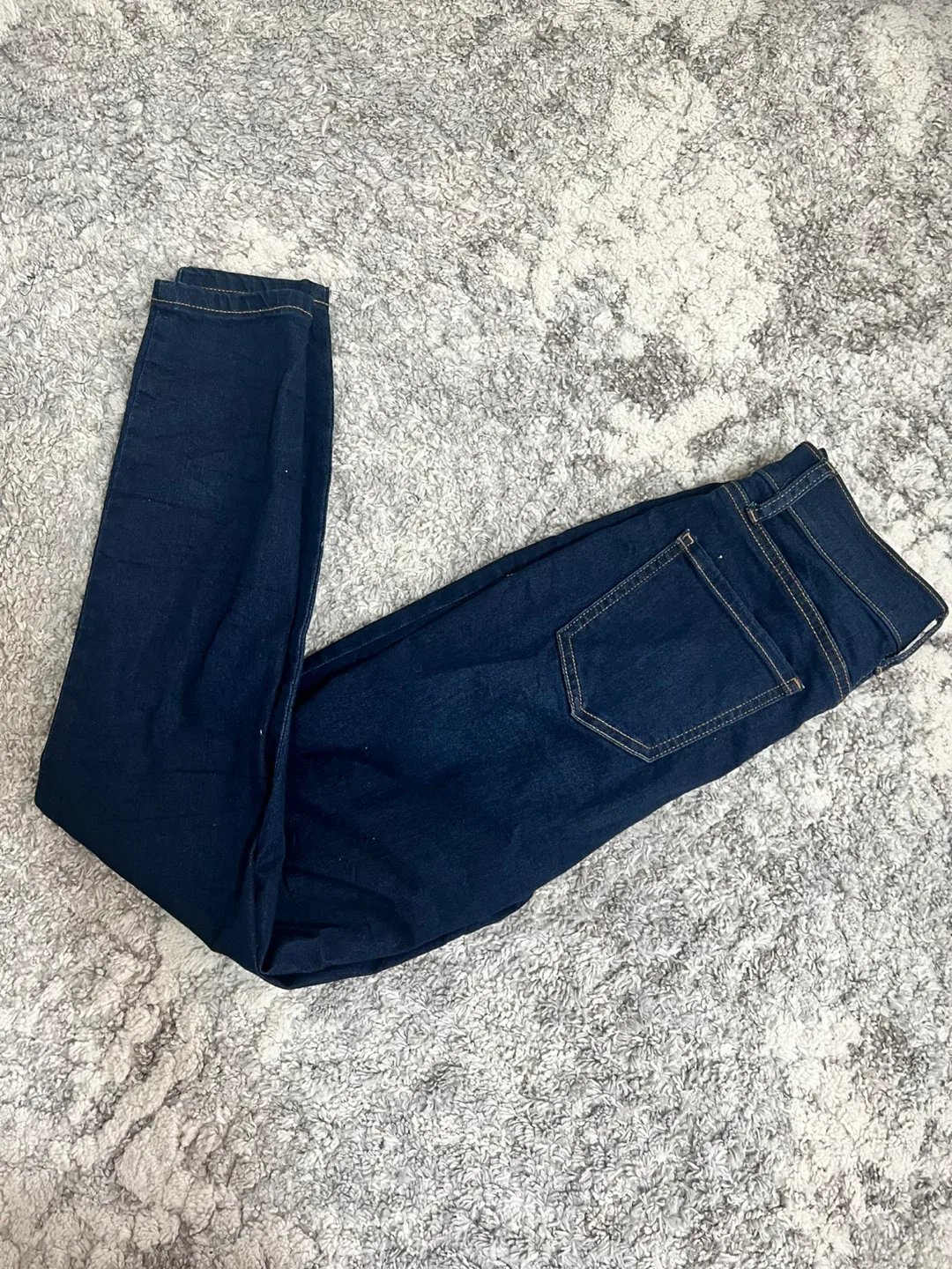 Fashion Nova High Waisted Jeans - Size 5 Petite image indicator(2)