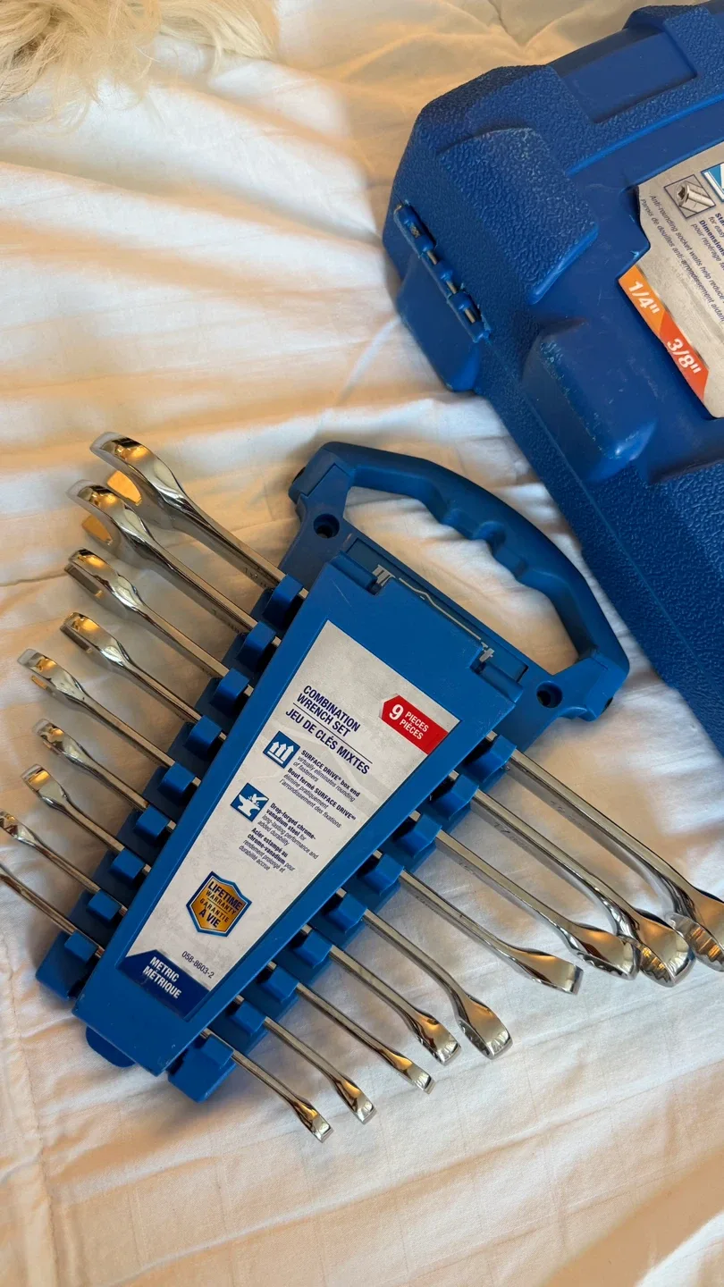 Mastercraft Socket & Tool Set 128 Pieces + Wrenches image indicator(6)