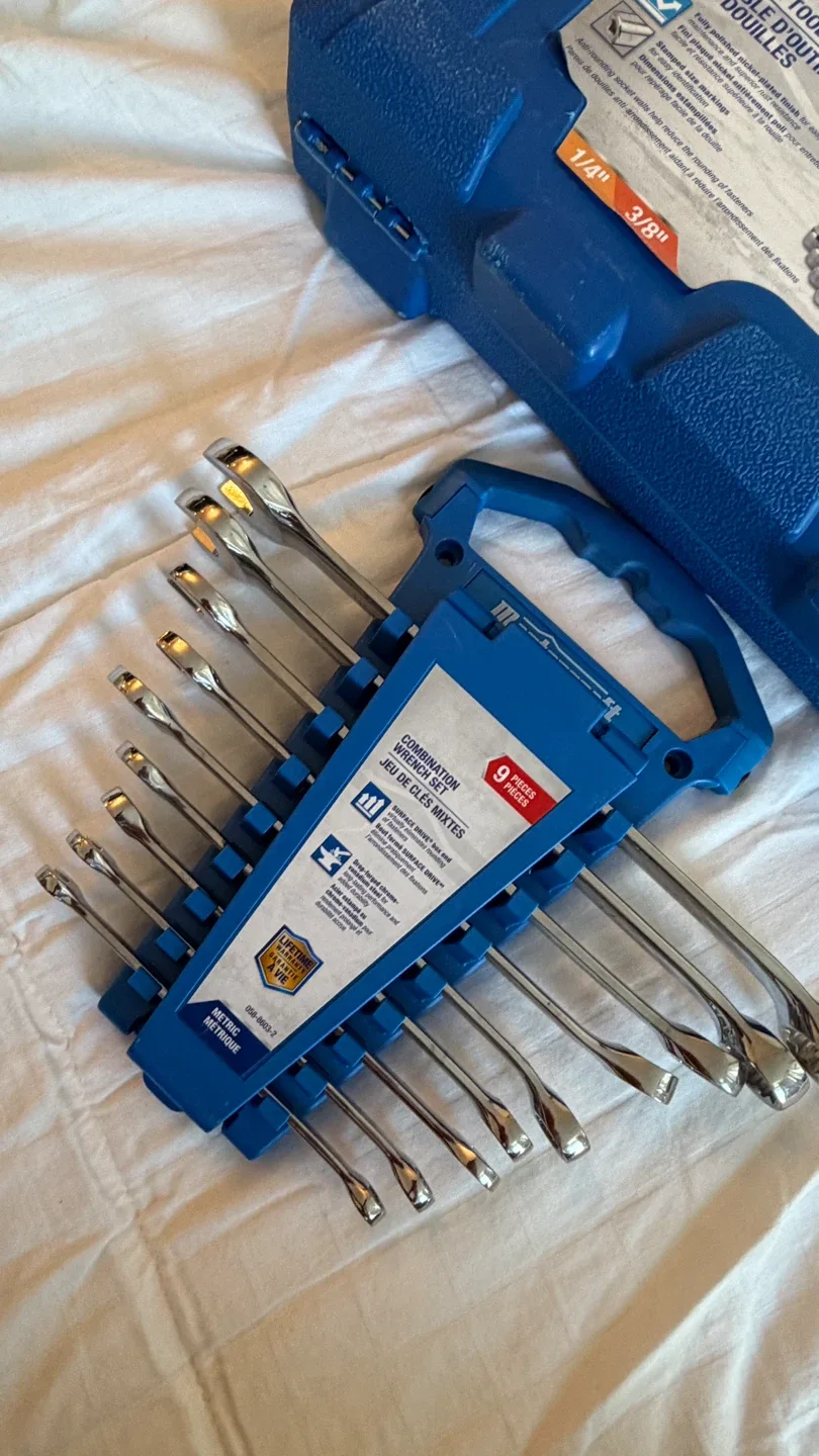 Mastercraft Socket & Tool Set 128 Pieces + Wrenches image indicator(5)