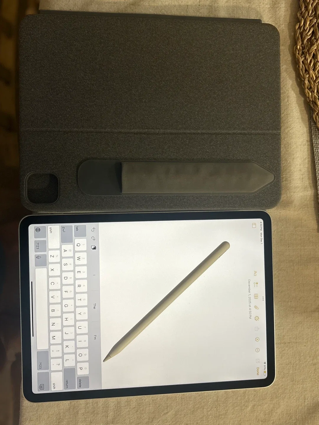 11 inch Apple iPad Pro & Logitech Folio Touch Keyboard Case