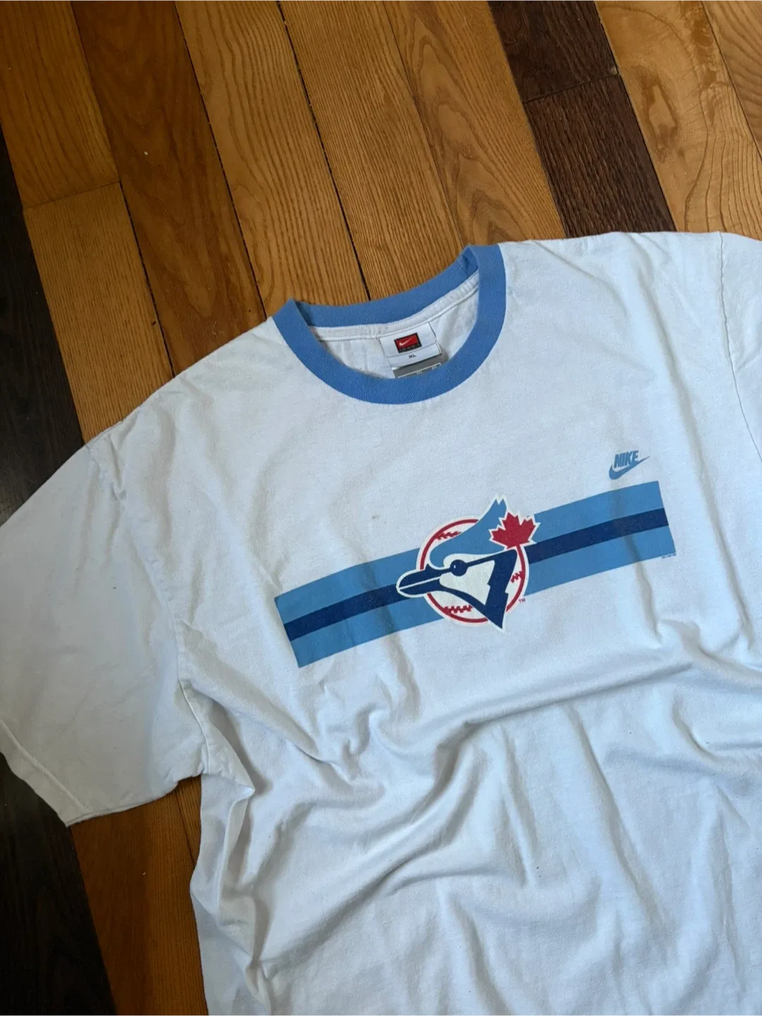 Vintage Nike Toronto Blue Jays T-Shirt XL y2k image indicator(3)