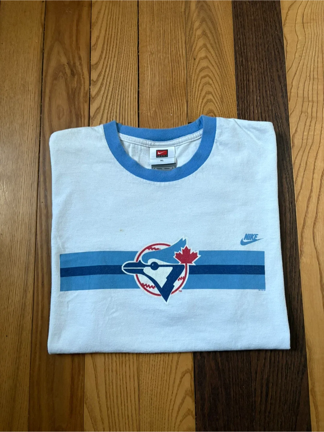 Vintage Nike Toronto Blue Jays T-Shirt XL y2k image indicator(5)