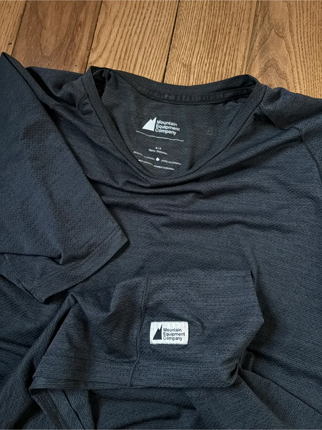 Mountain Equipment Company (MEC) T-Shirt - Size S