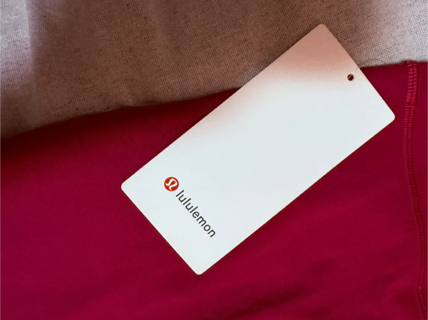 Lululemon Align HR Pant 25" Size 6 - Red image indicator(5)