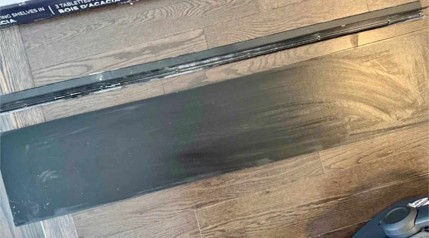 Black Shelf 48” image indicator(3)