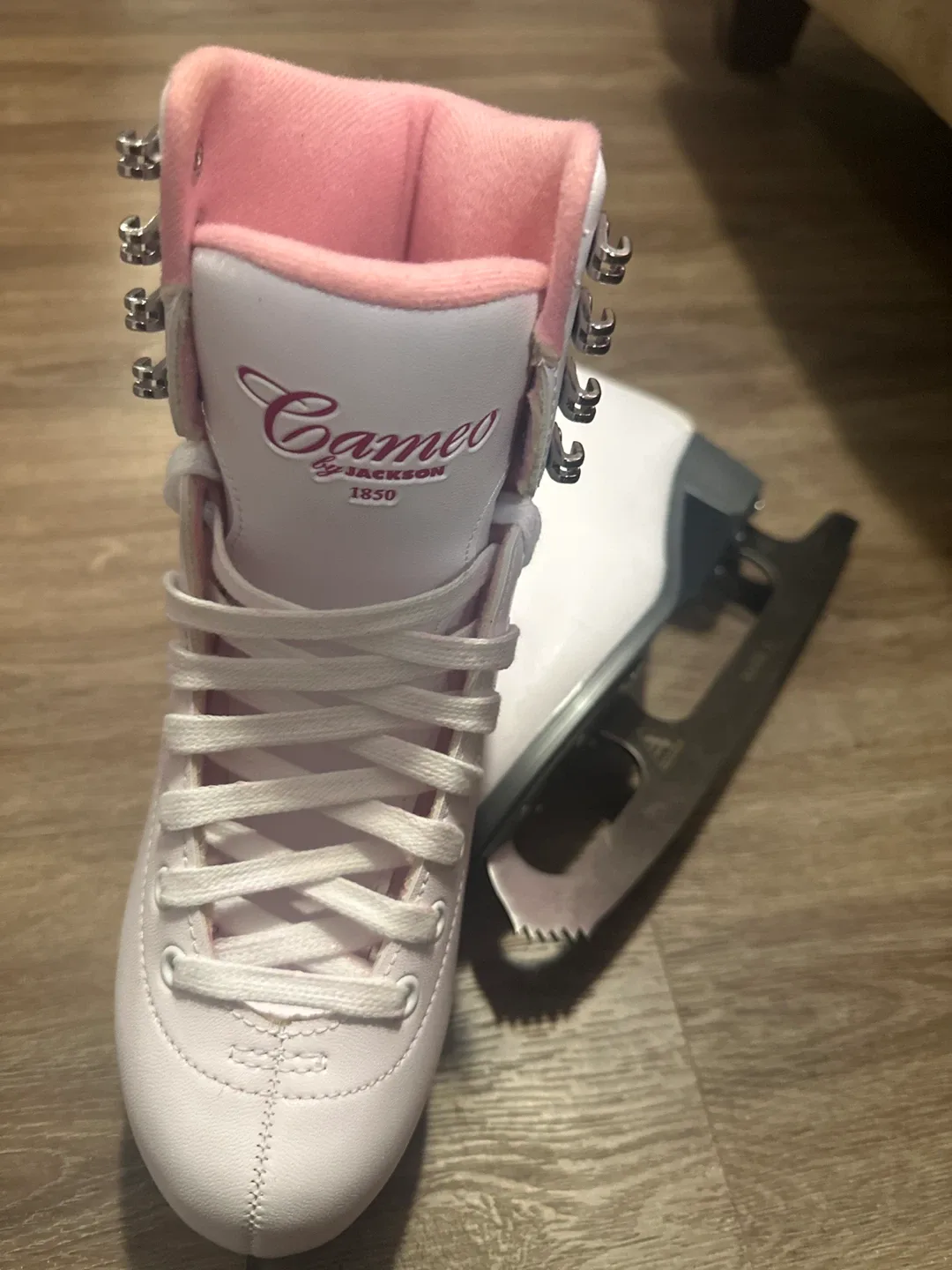 Jackson Cameo Ice Skates - Size 6 image indicator(2)