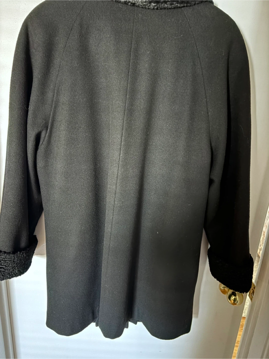 Vintage Homme Black Wool Coat with Faux Fur Trim - photo 2