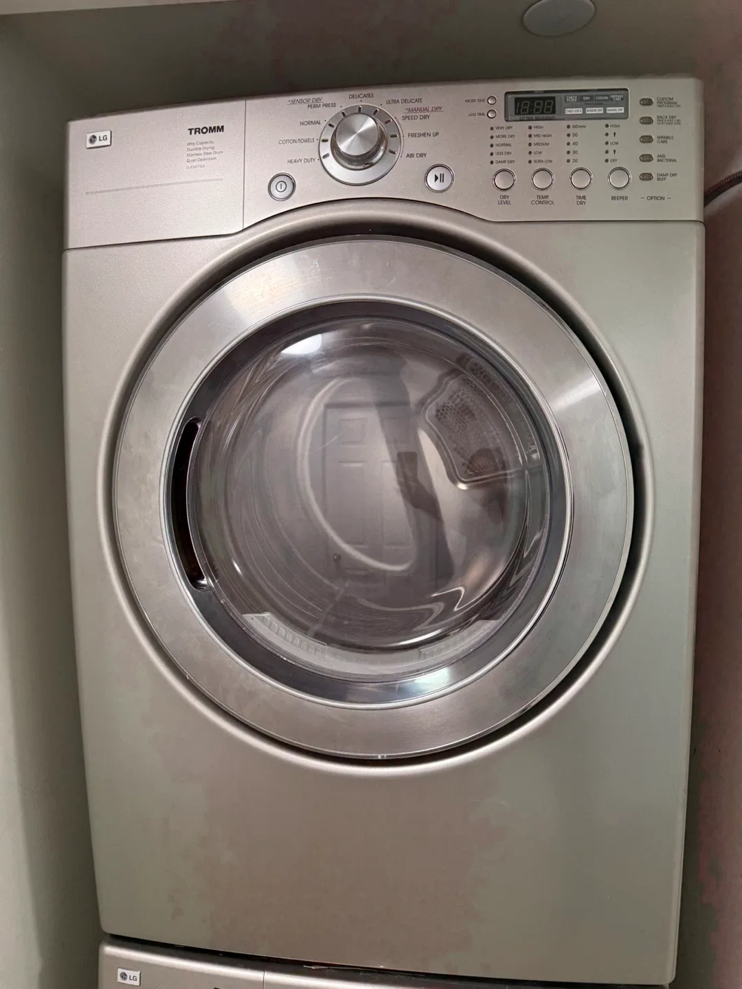 LG Tromm Front Load Dryer image indicator(2)