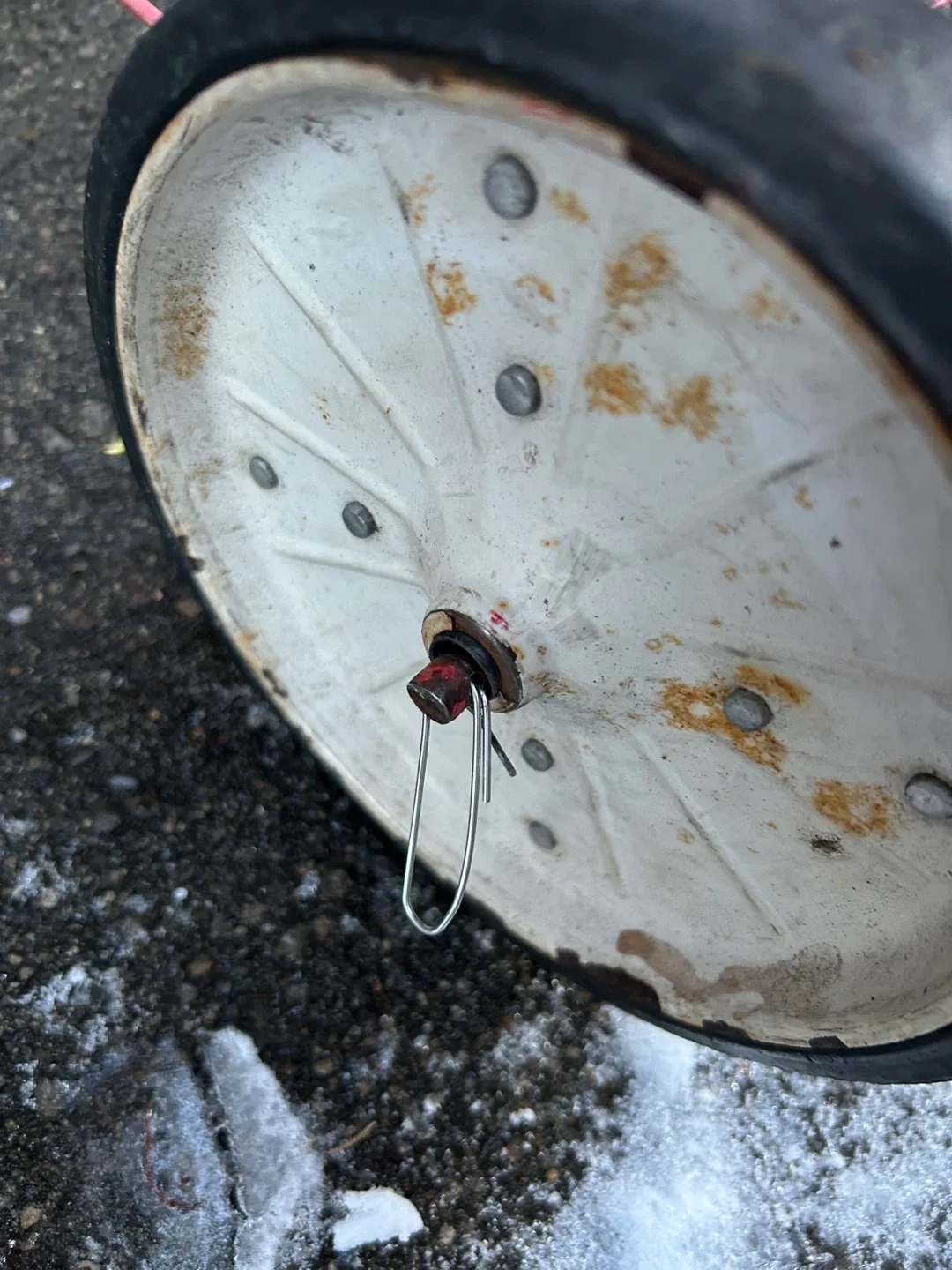 $4.00 Vintage Metal Bundle Buggy Shopping Cart Donlands O'Connor image indicator(3)