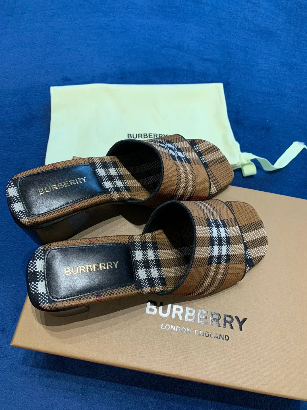 Burberry Plaid Mules Size 36 image indicator(2)