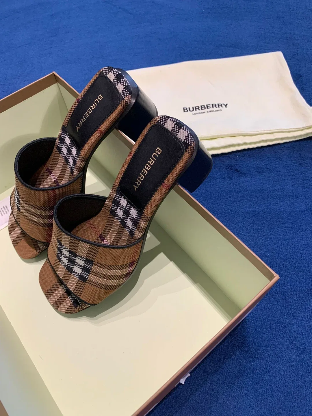 Burberry Plaid Mules Size 36 image indicator(6)