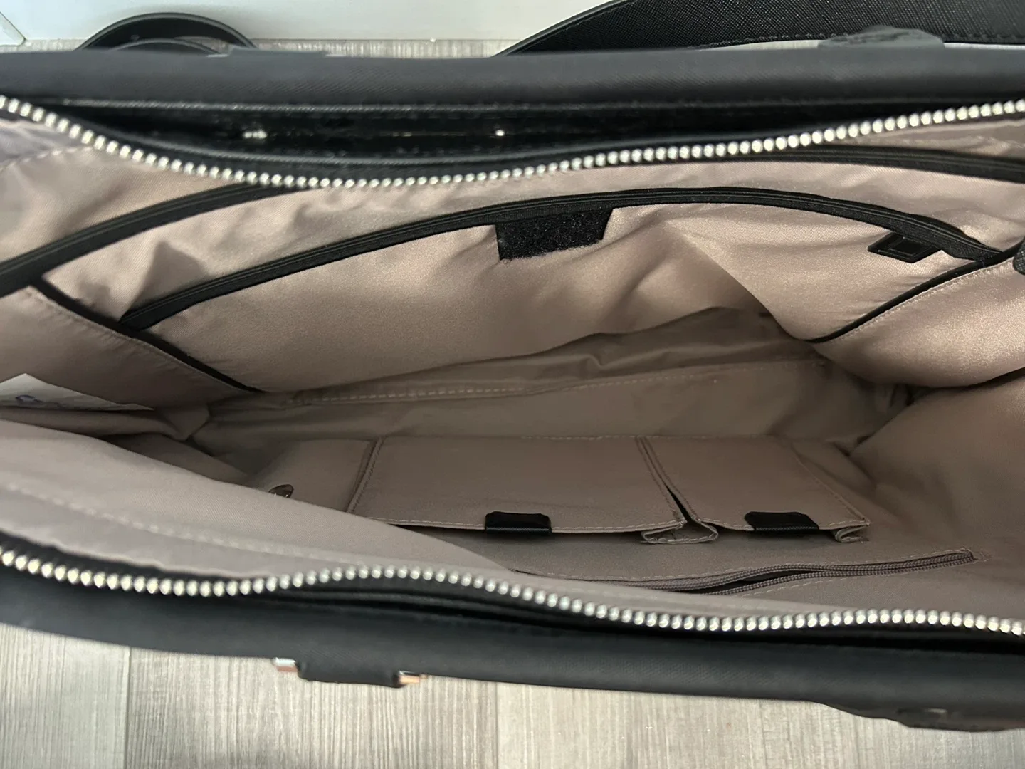 Samsonite Black Tote Bag image indicator(3)