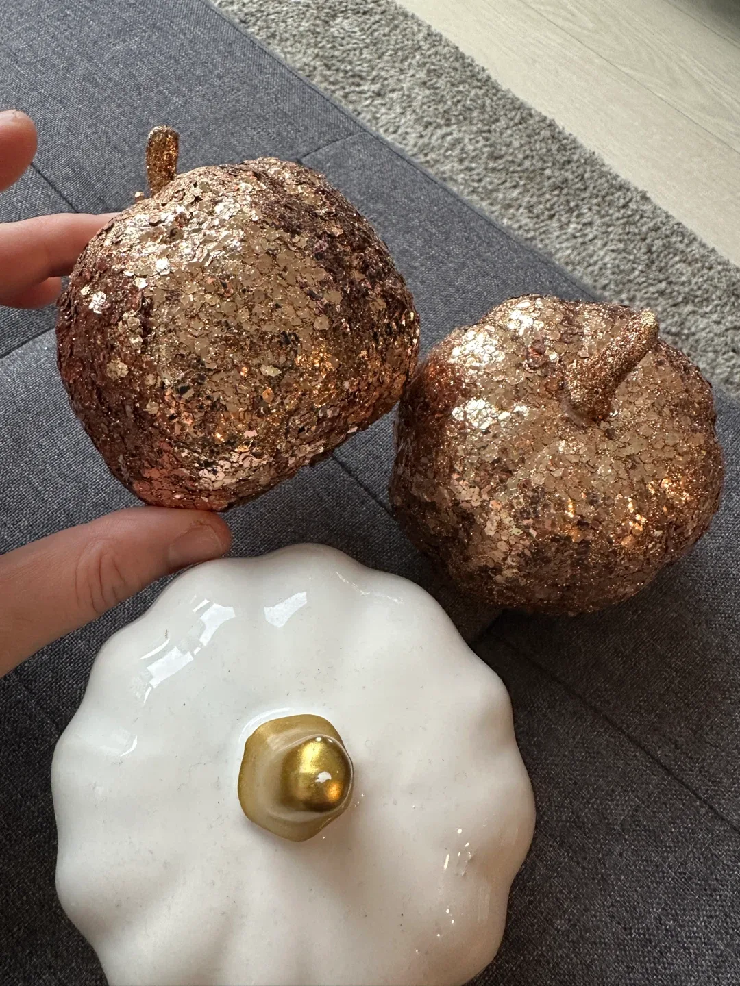 Decorative Pumpkins - White & Gold image indicator(3)