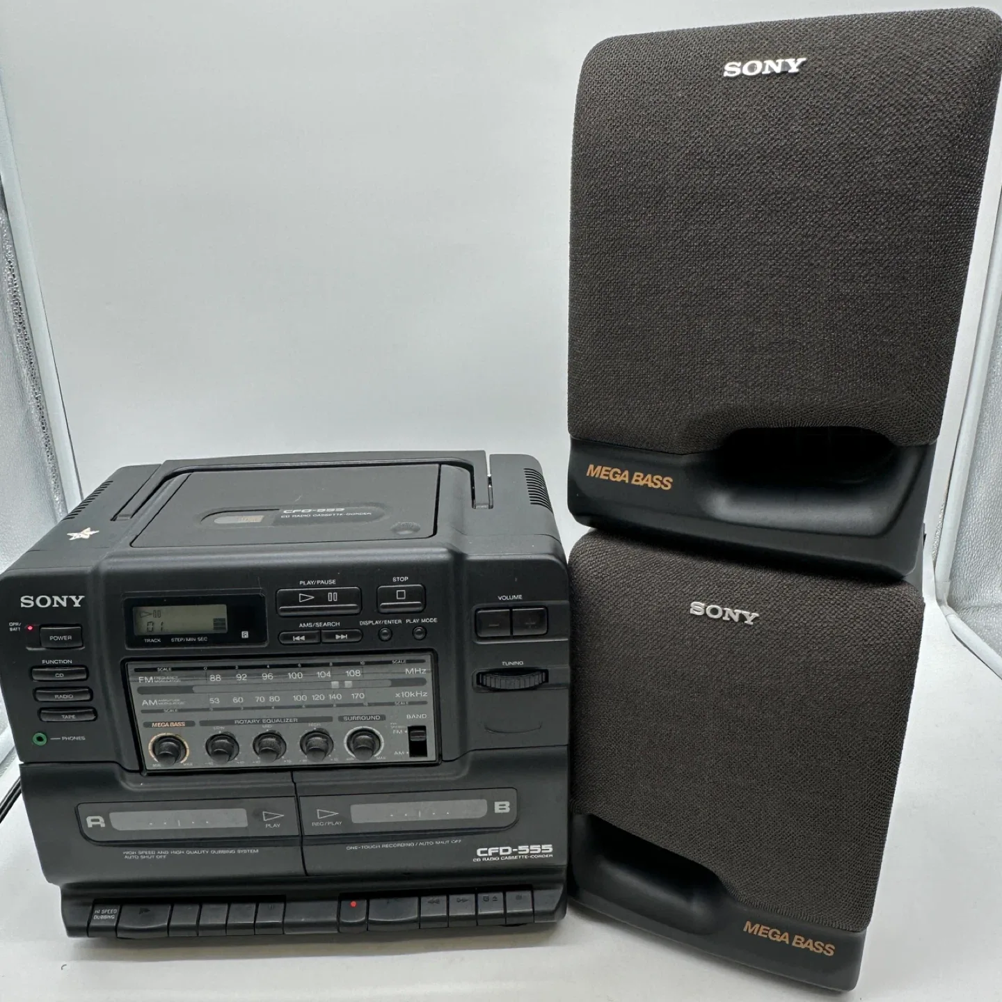 Sony CFD-555 CD Radio Cassette-Corder