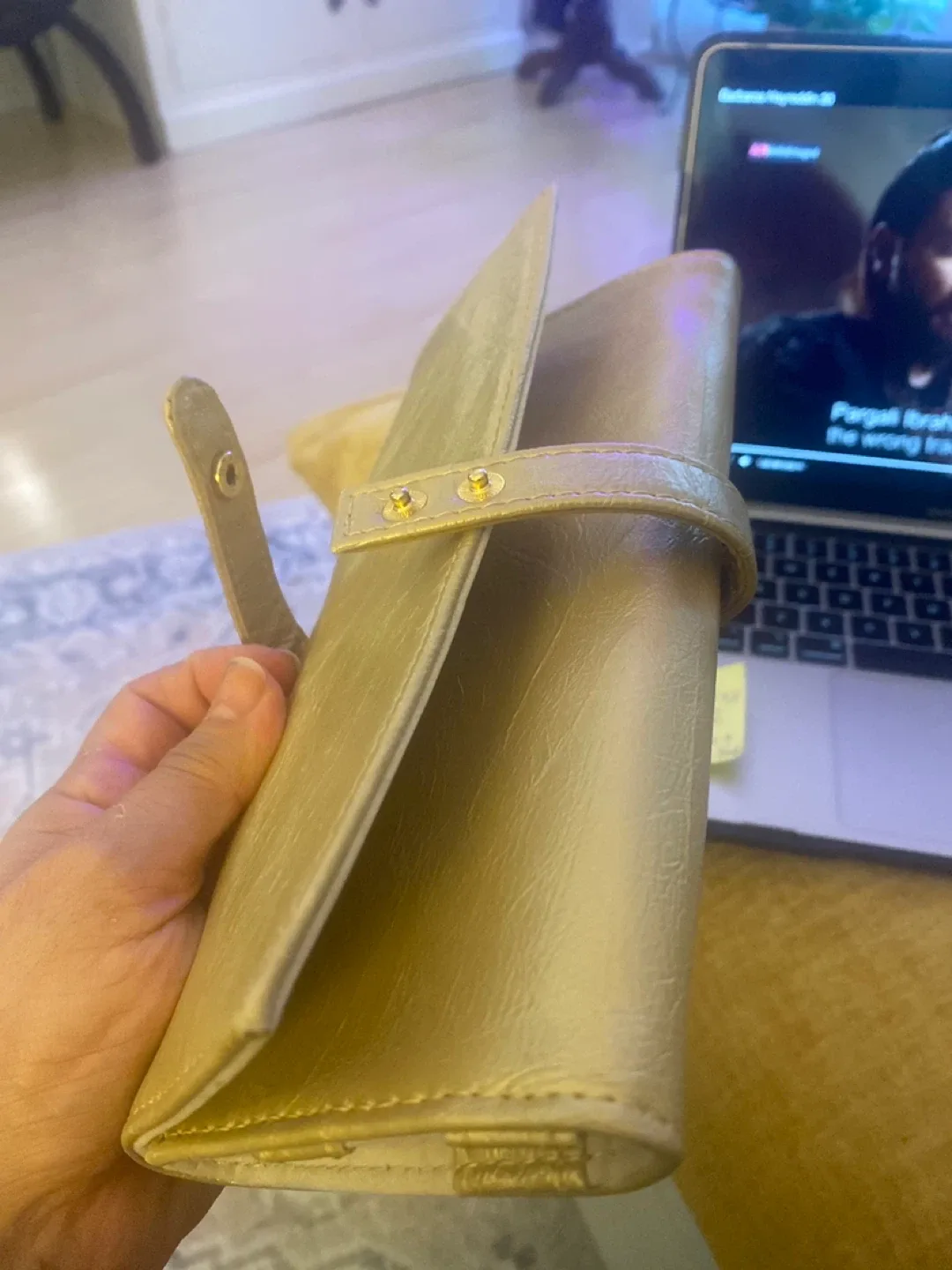 #Cleanout - Gold Jewelry Roll Travel Case image indicator(2)