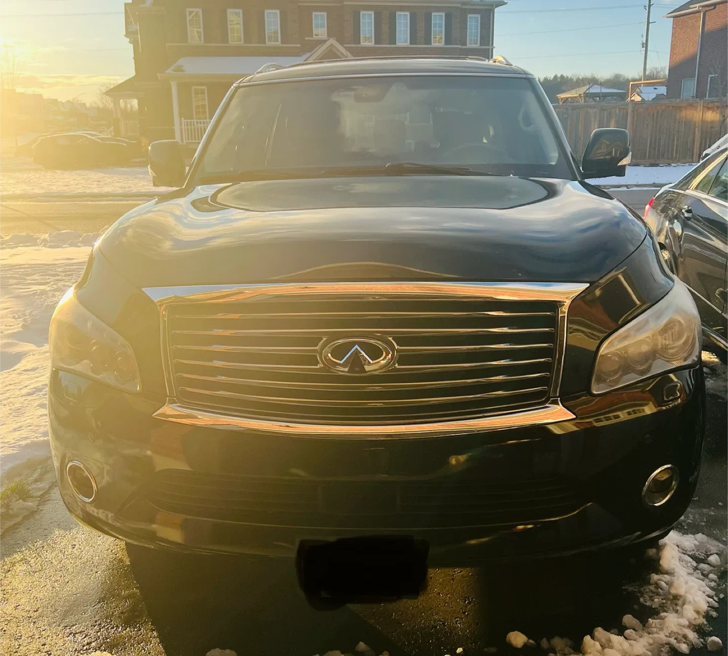 Black Infiniti QX56 SUV