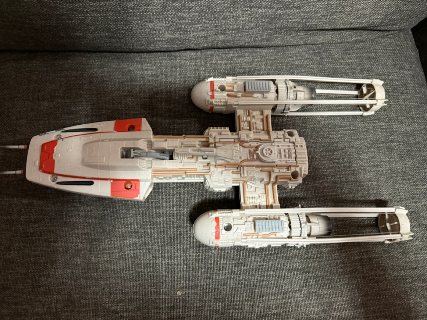 Star Wars Y-Wing Starfighter - photo 3