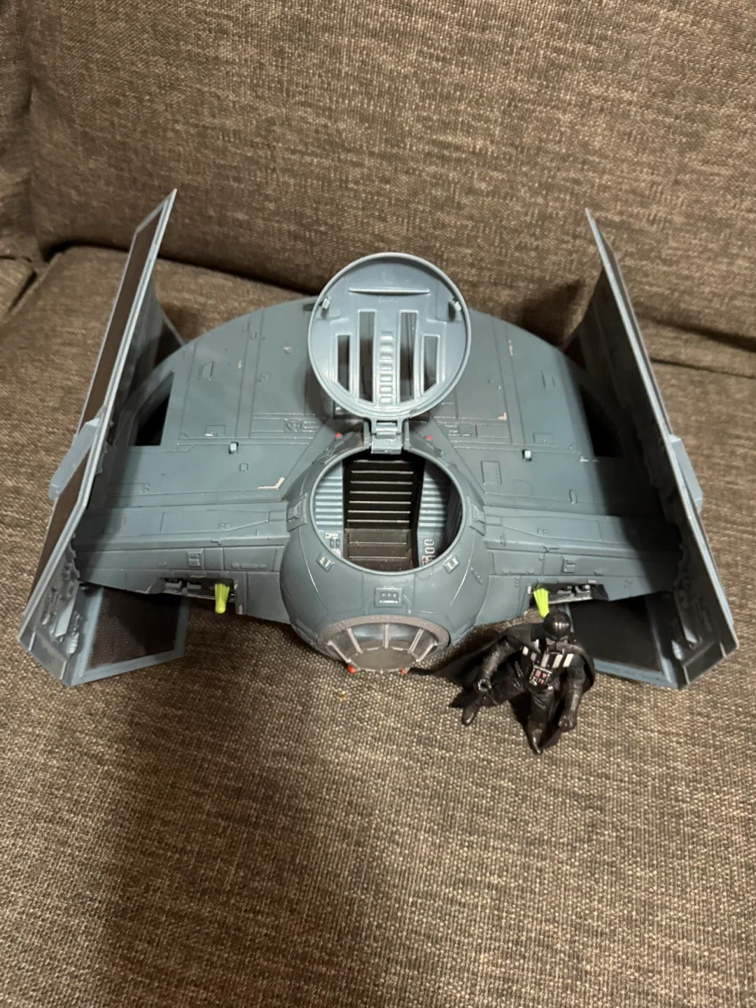 Star Wars Darth Vader Tie Fighter Toy image indicator(3)