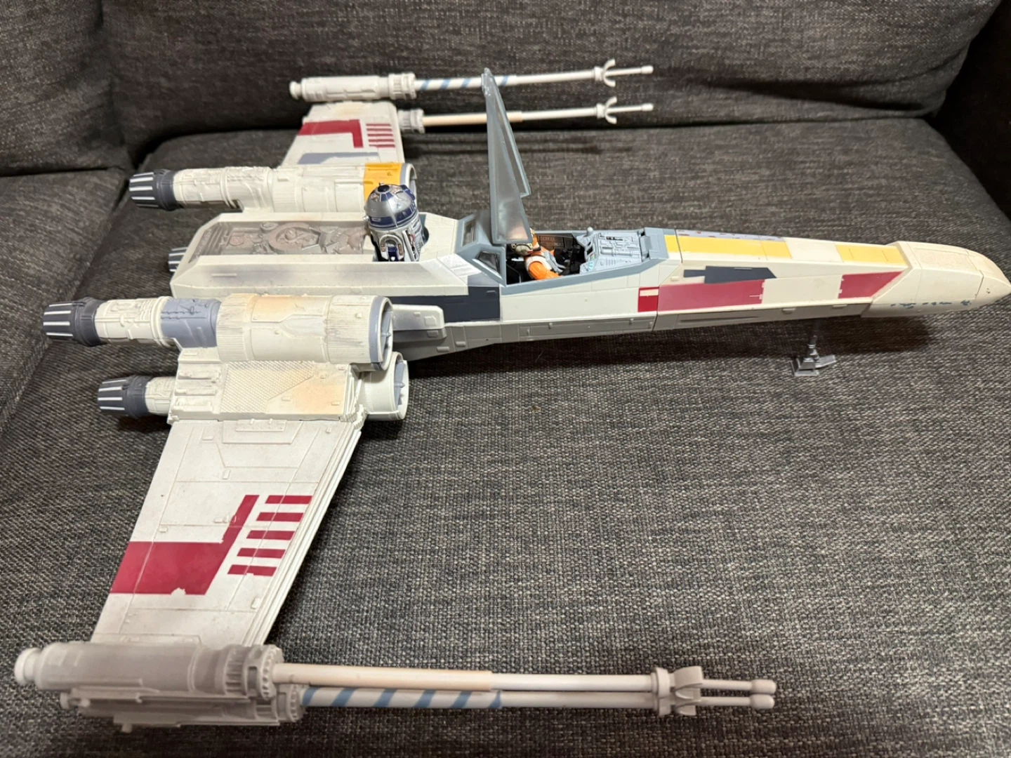 Star Wars X-Wing and R2-D2 Figures - photo 5