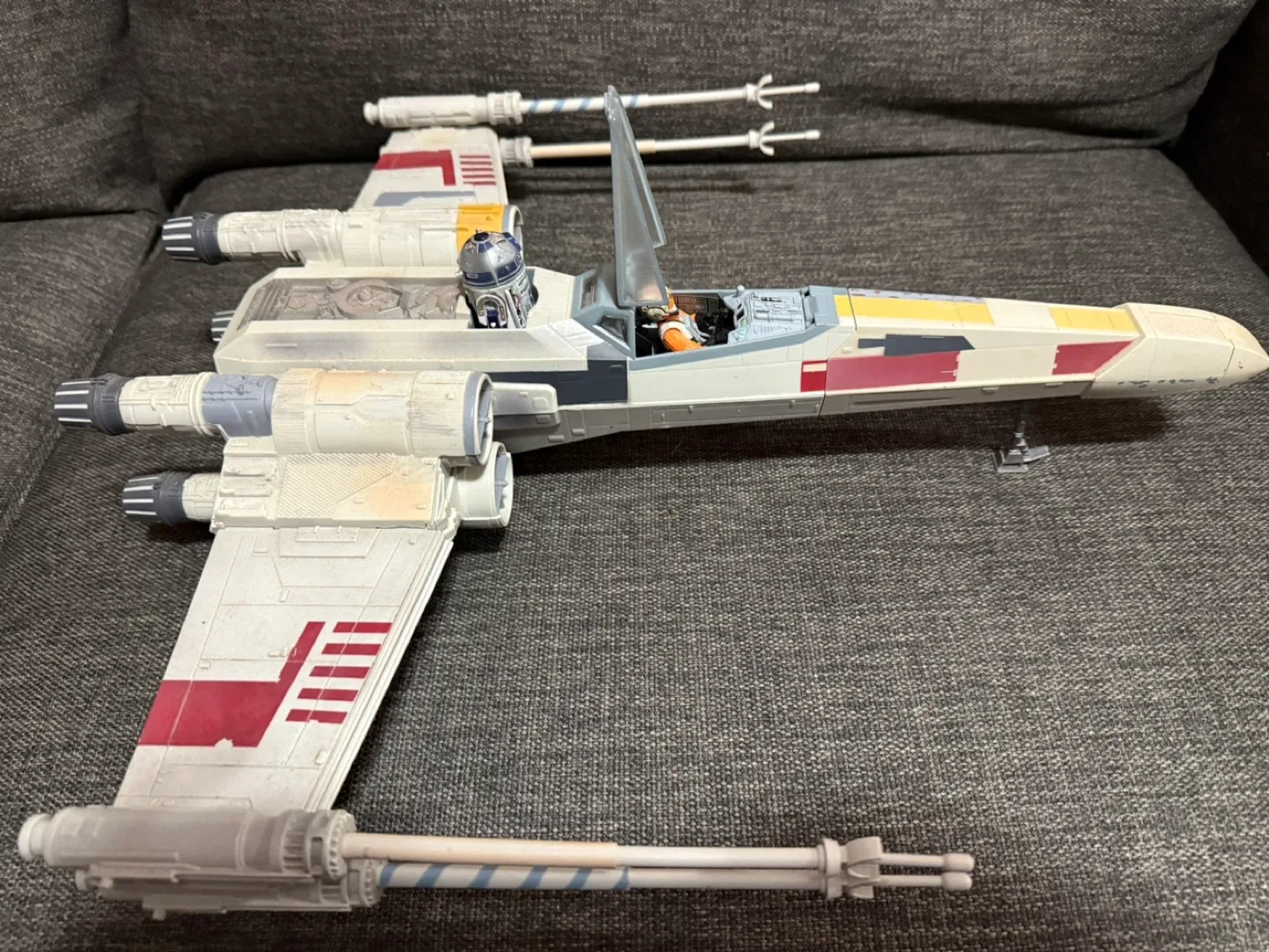 Star Wars X-Wing and R2-D2 Figures image indicator(5)