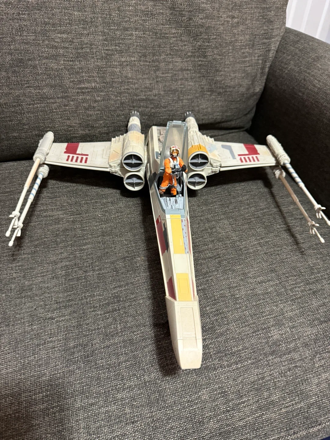 Star Wars X-Wing and R2-D2 Figures