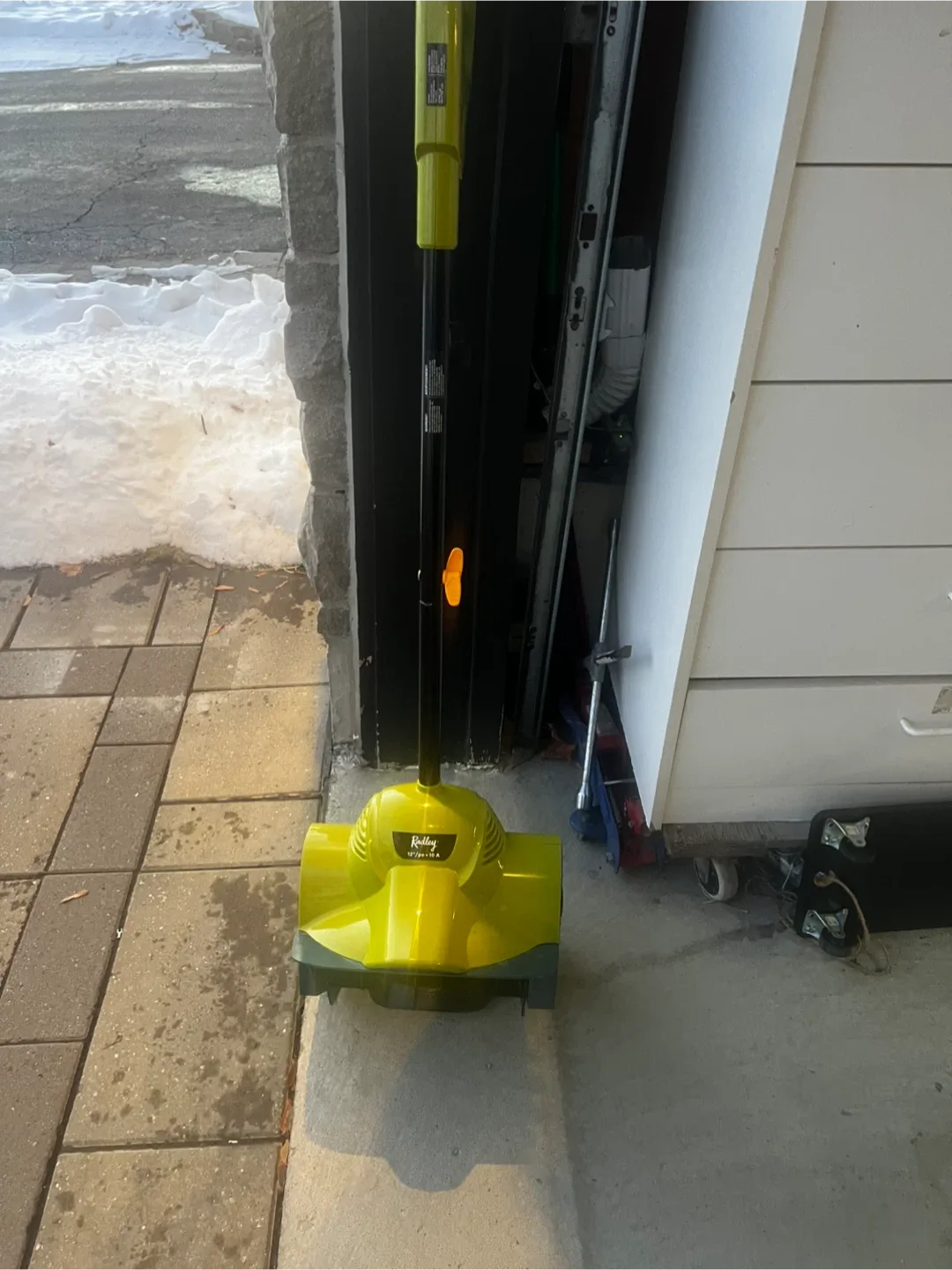 For sale snow blower new 12” electric