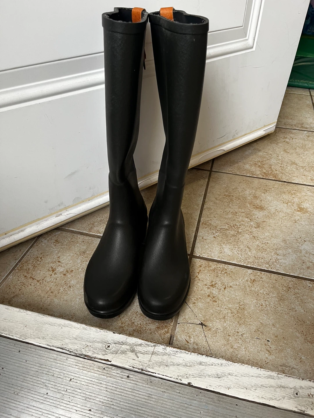 Aigle Equestrian Rain Boots - Size 37 - photo 3