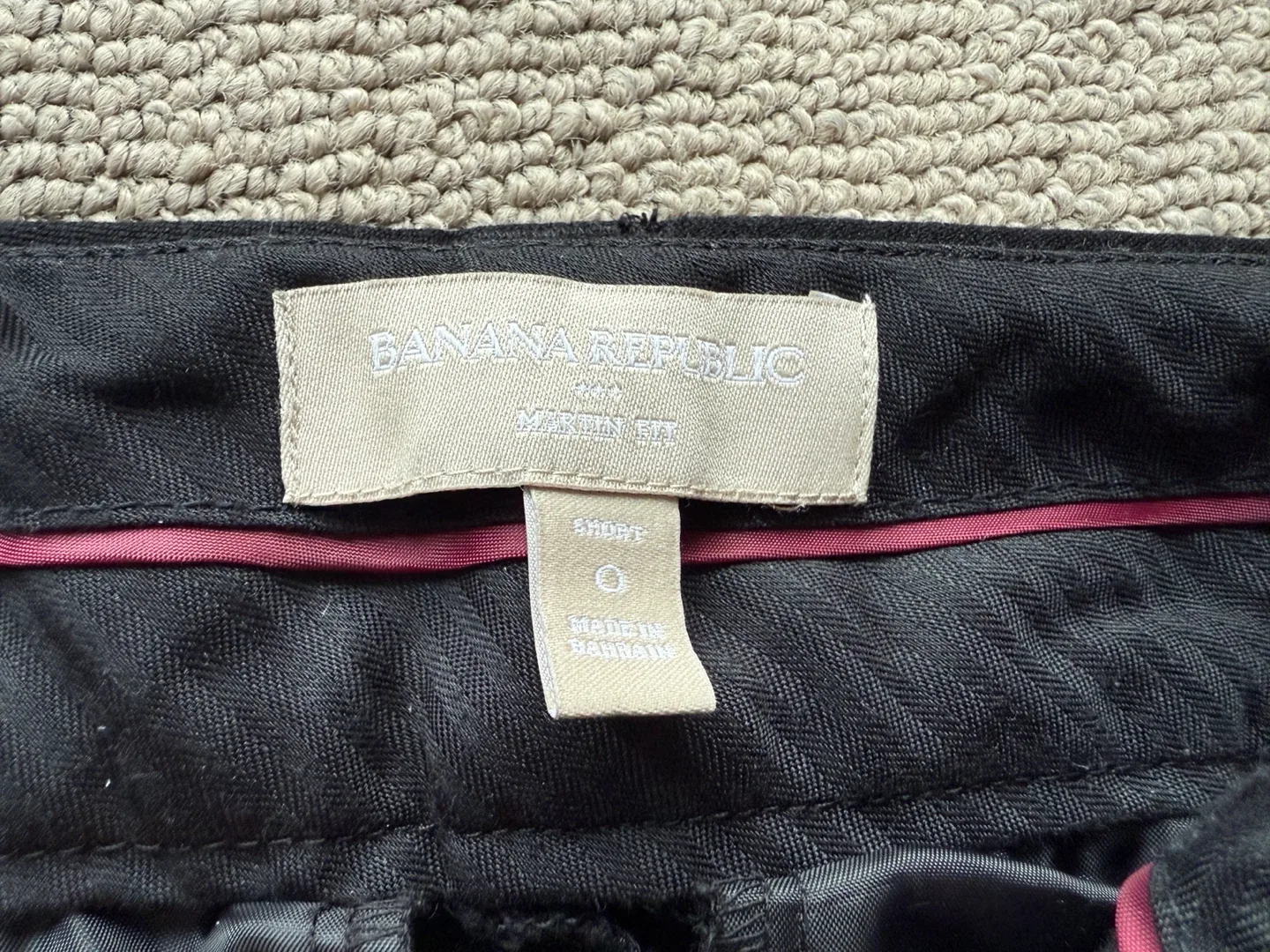 Banana Republic Martin Fit Black Pants - Size 0 image indicator(5)