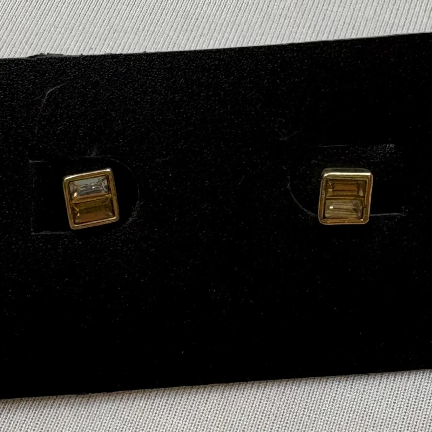 Gold Baguette Cut Stud Earrings Minimalist Modern Jewelry image indicator(2)