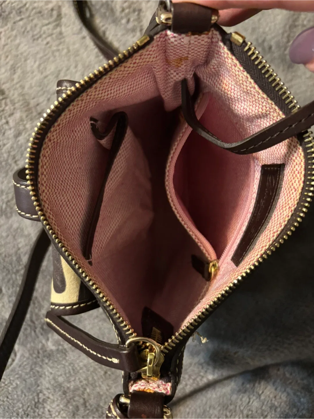 Dooney & Bourke Giraffe Print Crossbody Bag image indicator(5)