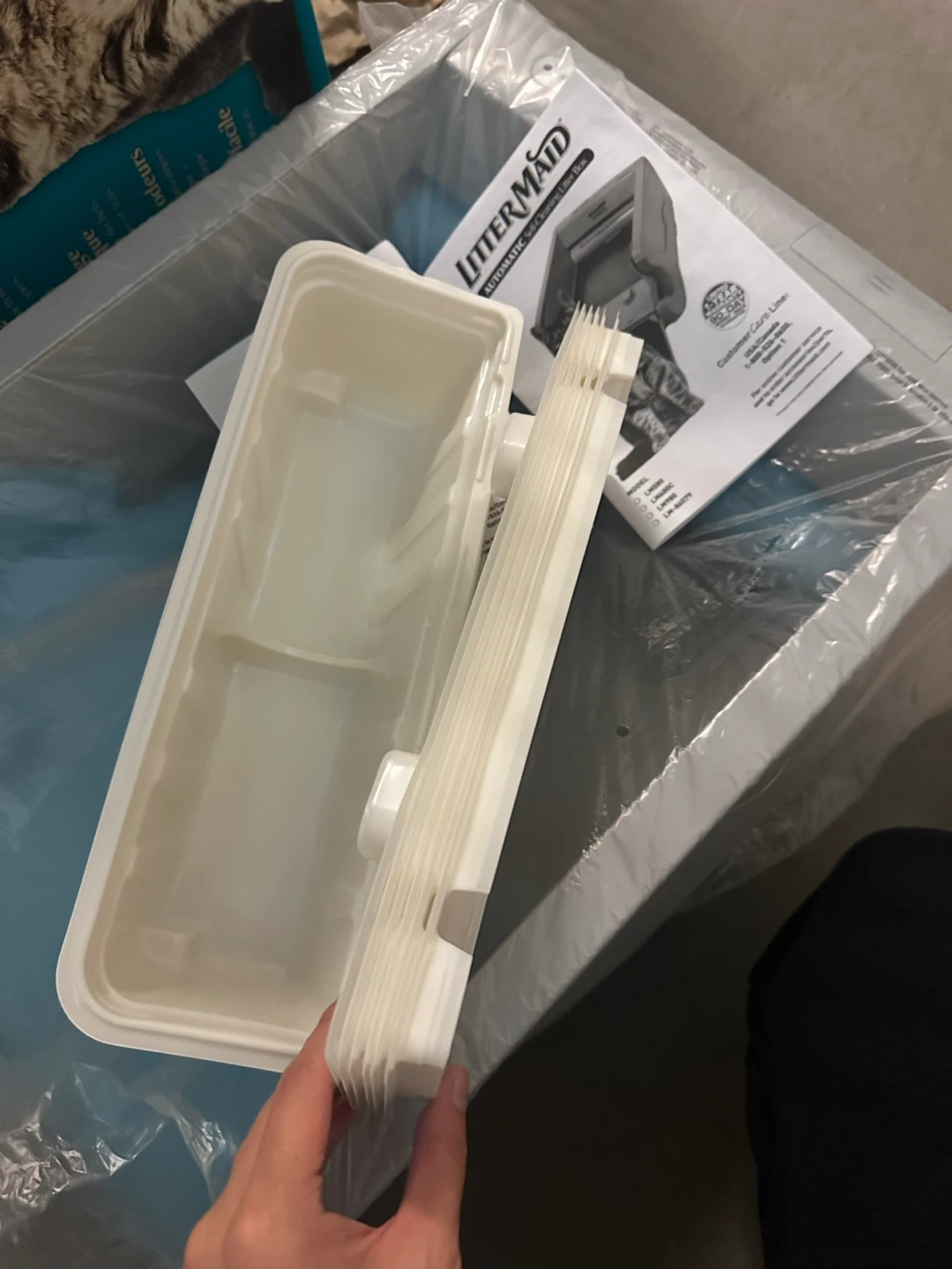 New Littermaid Automatic Self-Cleaning Litter Box - photo 4