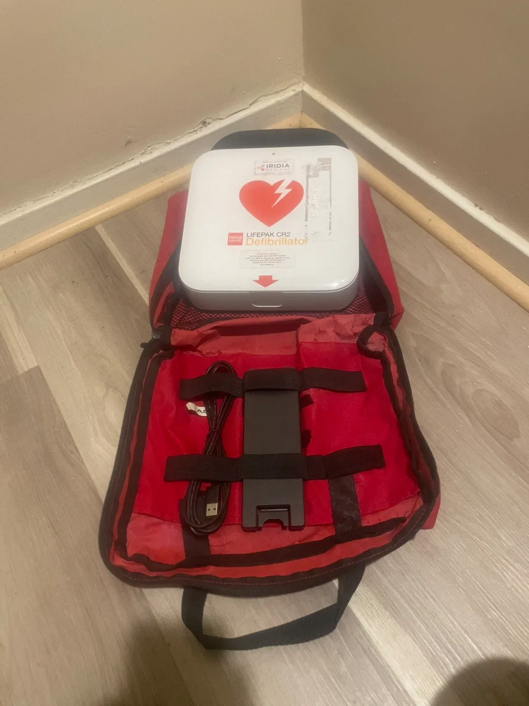 LIFEPAK CR2 Defibrillator