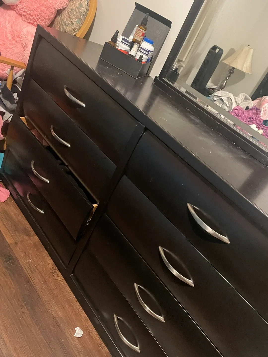 Dresser with Mirror image indicator(3)