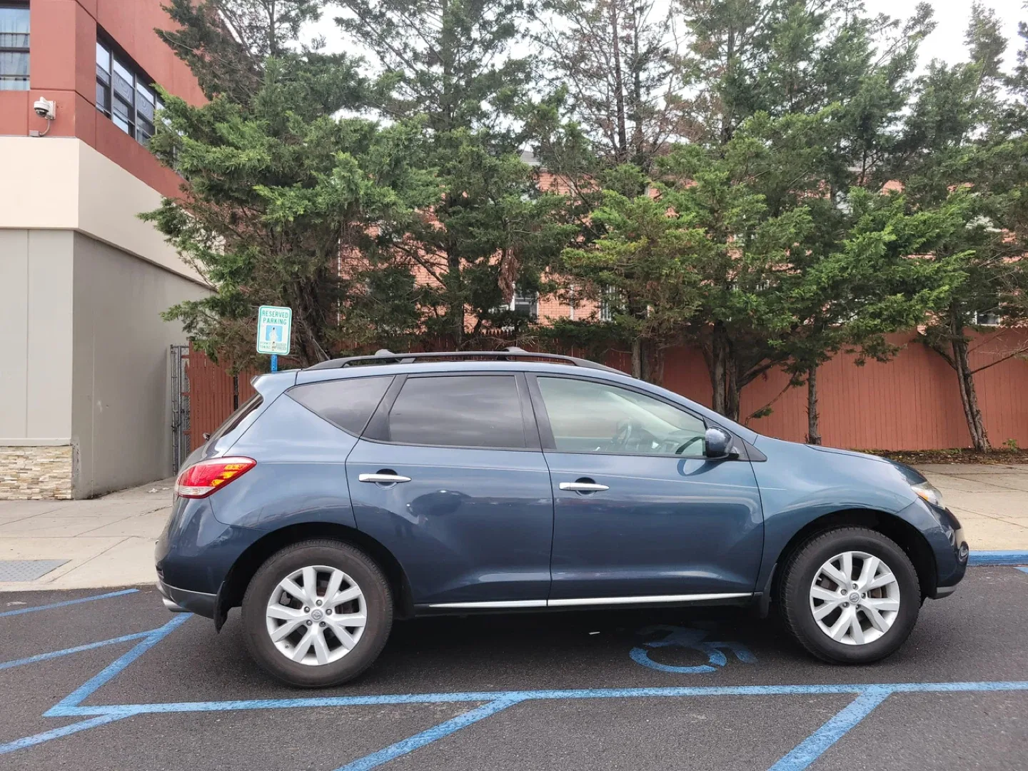 2012 Nissan Murano SUV SL 4D AWD image indicator(10)