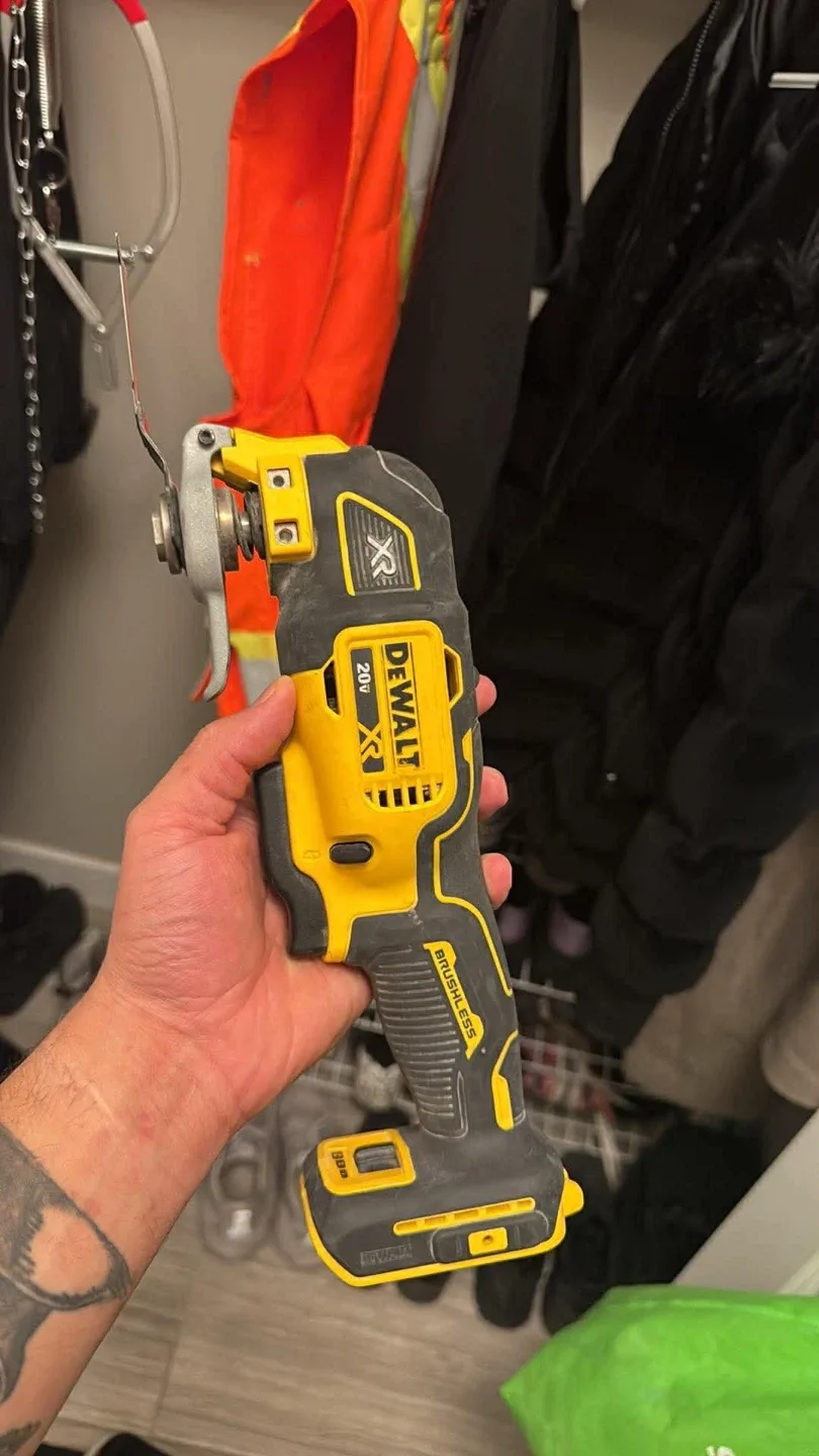 DeWalt 20V XR Oscillating Multi-Tool - Bare Tool