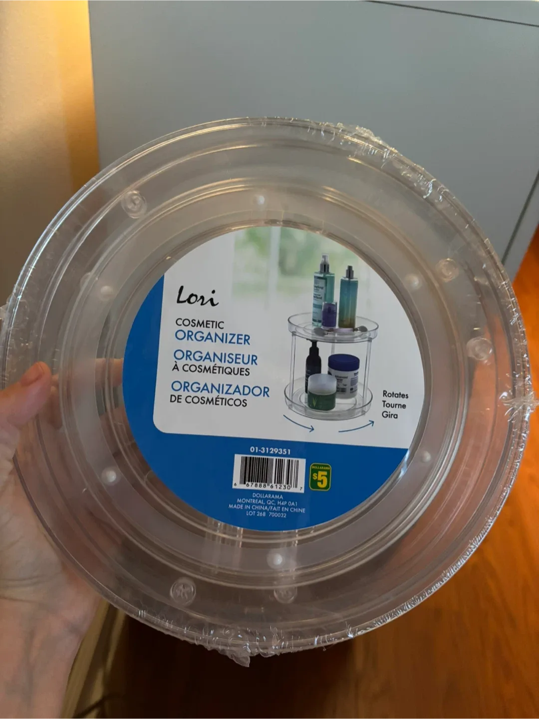 BRAND NEW Cosmetic Organizer - Rotating